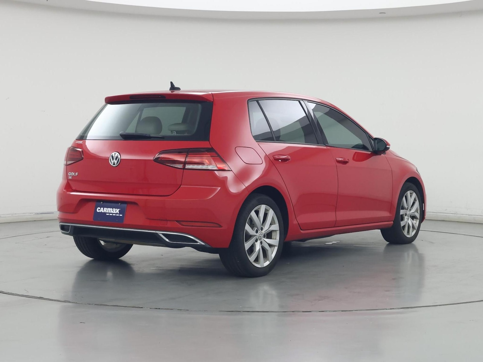 2019 Volkswagen Golf SE - Photo 9
