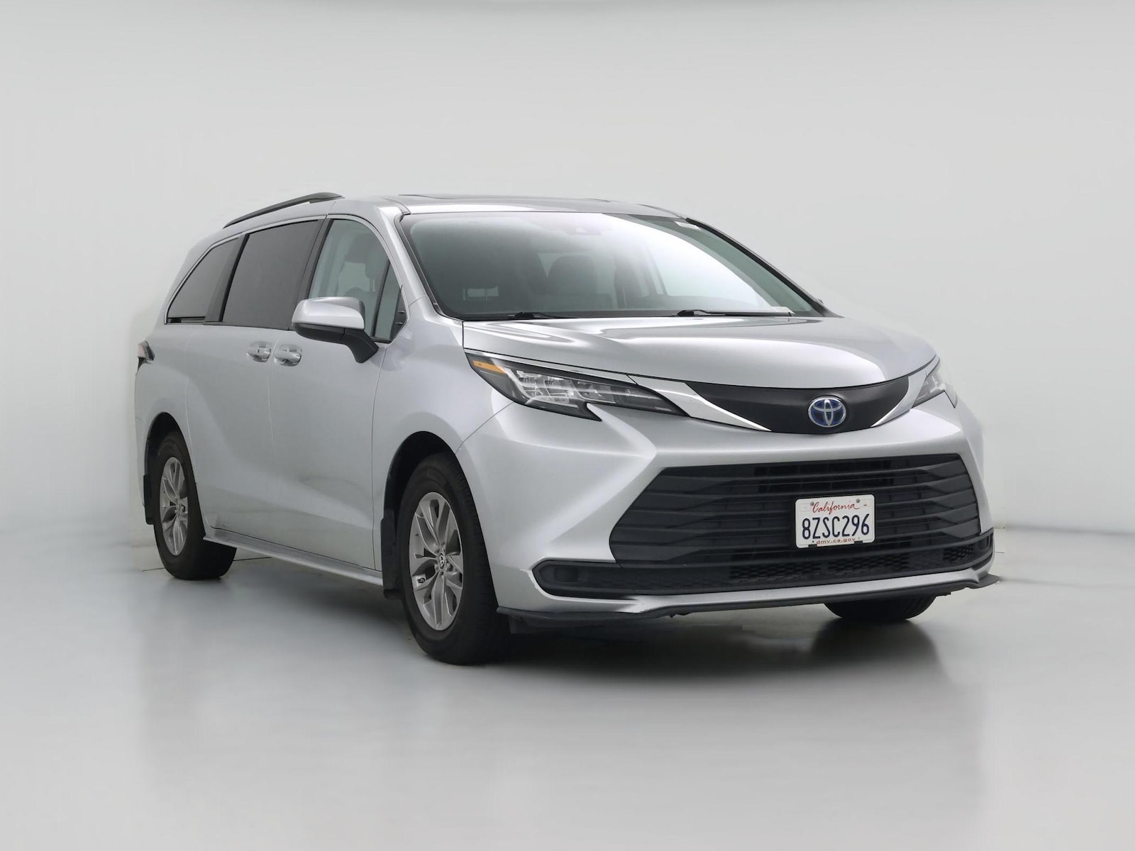 2022 Toyota Sienna LE