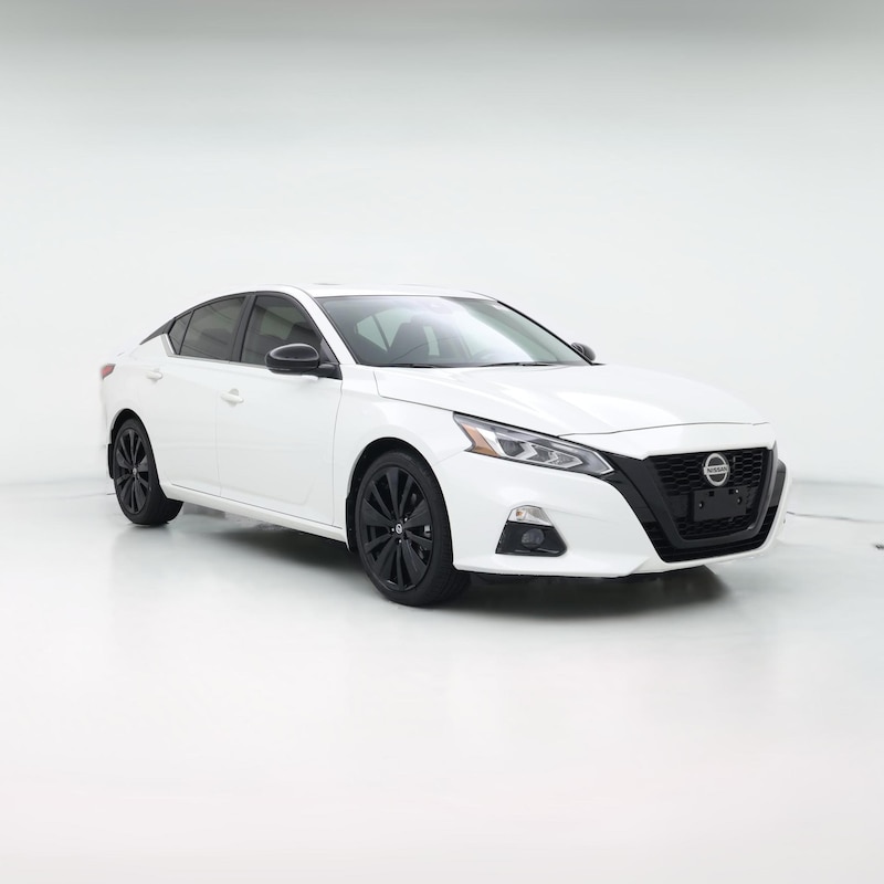 2022 Nissan Altima SR