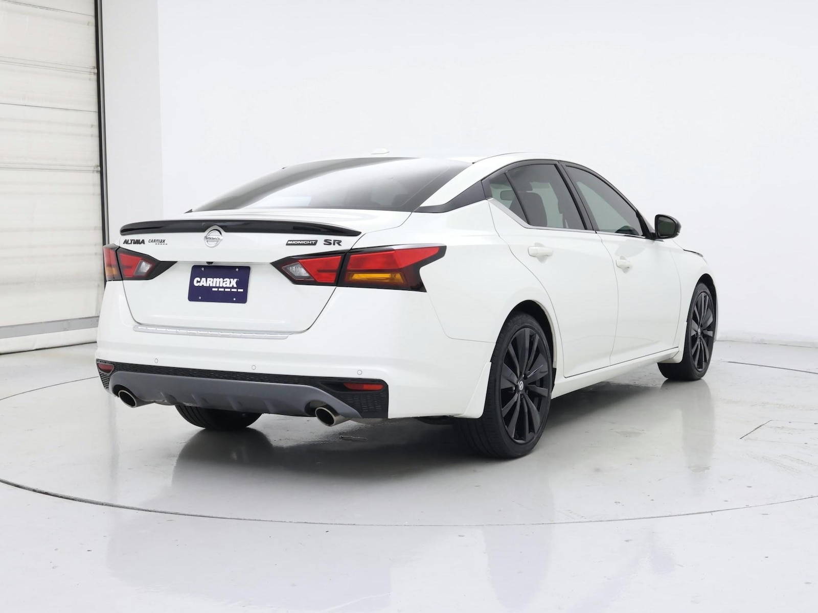 2022 Nissan Altima SR - Photo 9