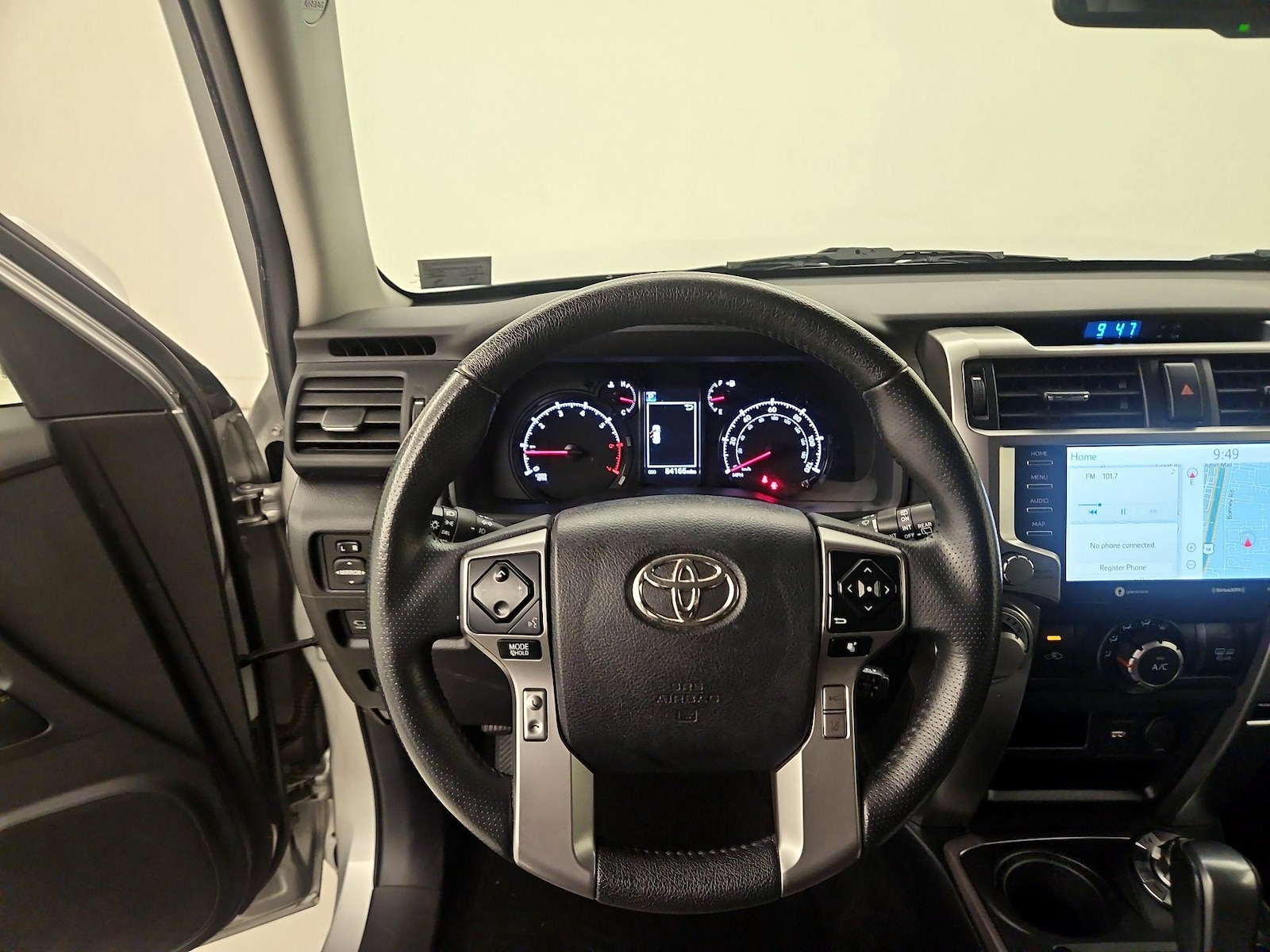 2022 Toyota 4Runner SR5 Premium - Photo 11