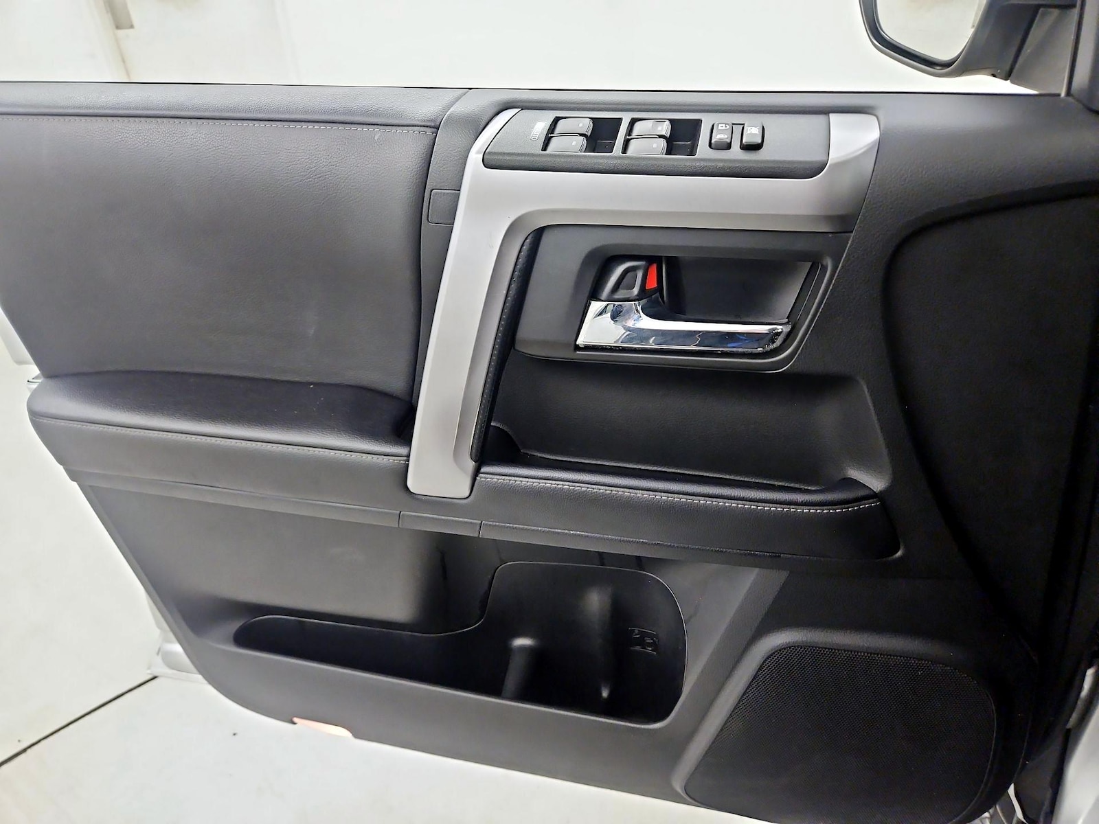 2022 Toyota 4Runner SR5 Premium - Photo 13