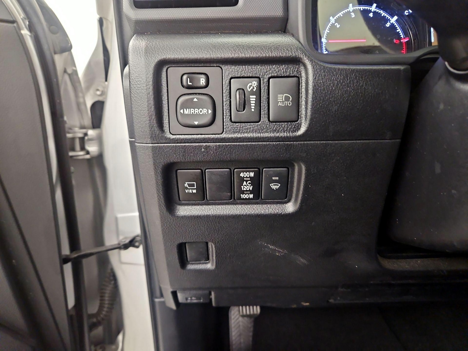 2022 Toyota 4Runner SR5 Premium - Photo 14
