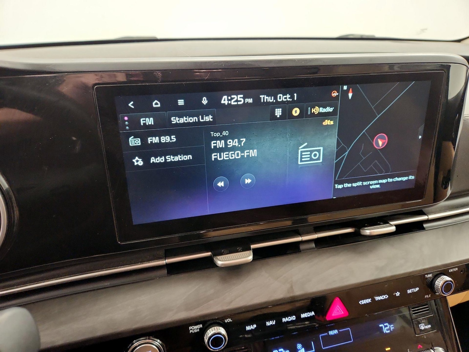 2022 Kia Carnival EX - Photo 17