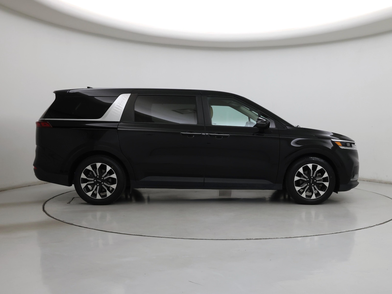 2022 Kia Carnival EX - Photo 8