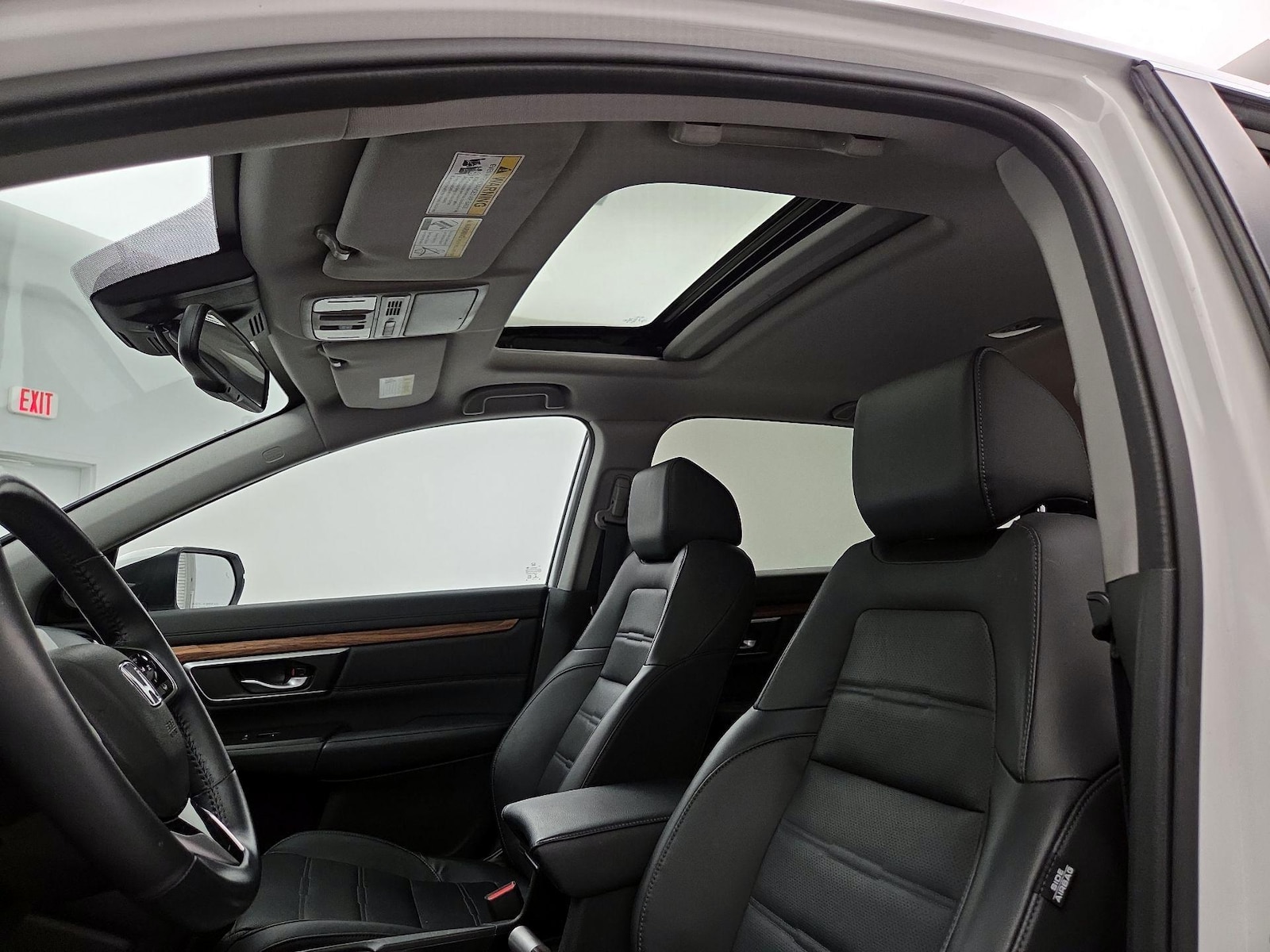 Sunroof(s) & Overhead Airbags