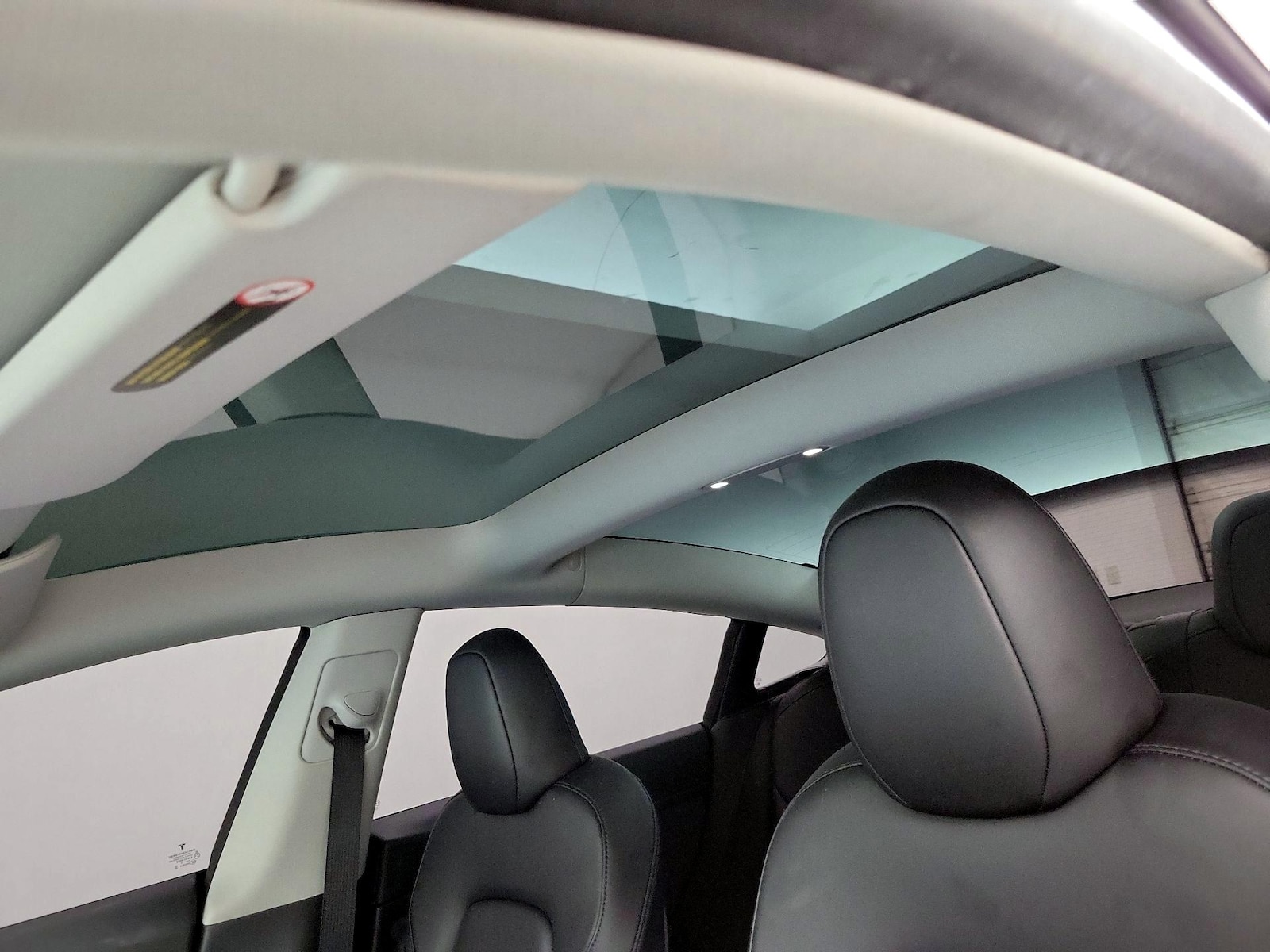 Skylight(s) & Overhead Airbags