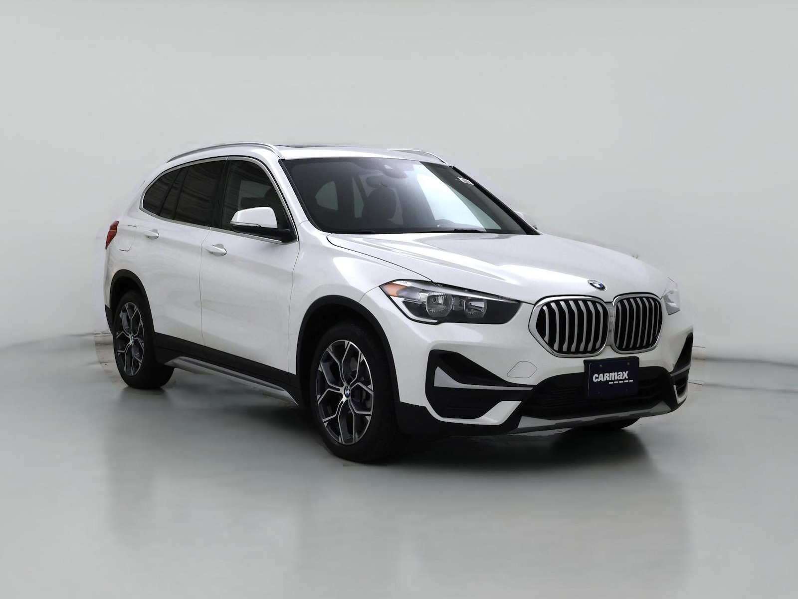 2022 BMW X1 28i