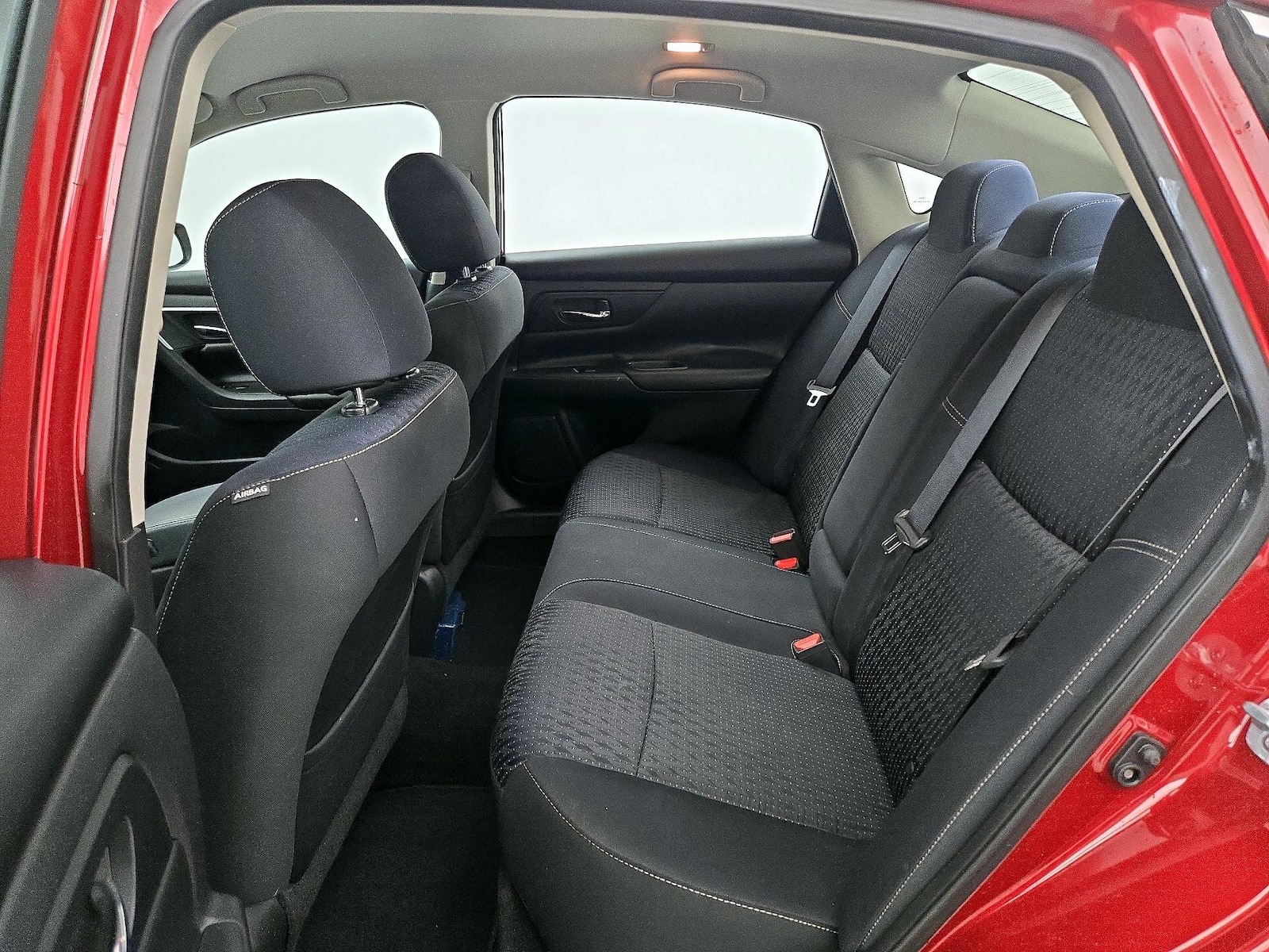 2016 Nissan Altima S - Photo 20