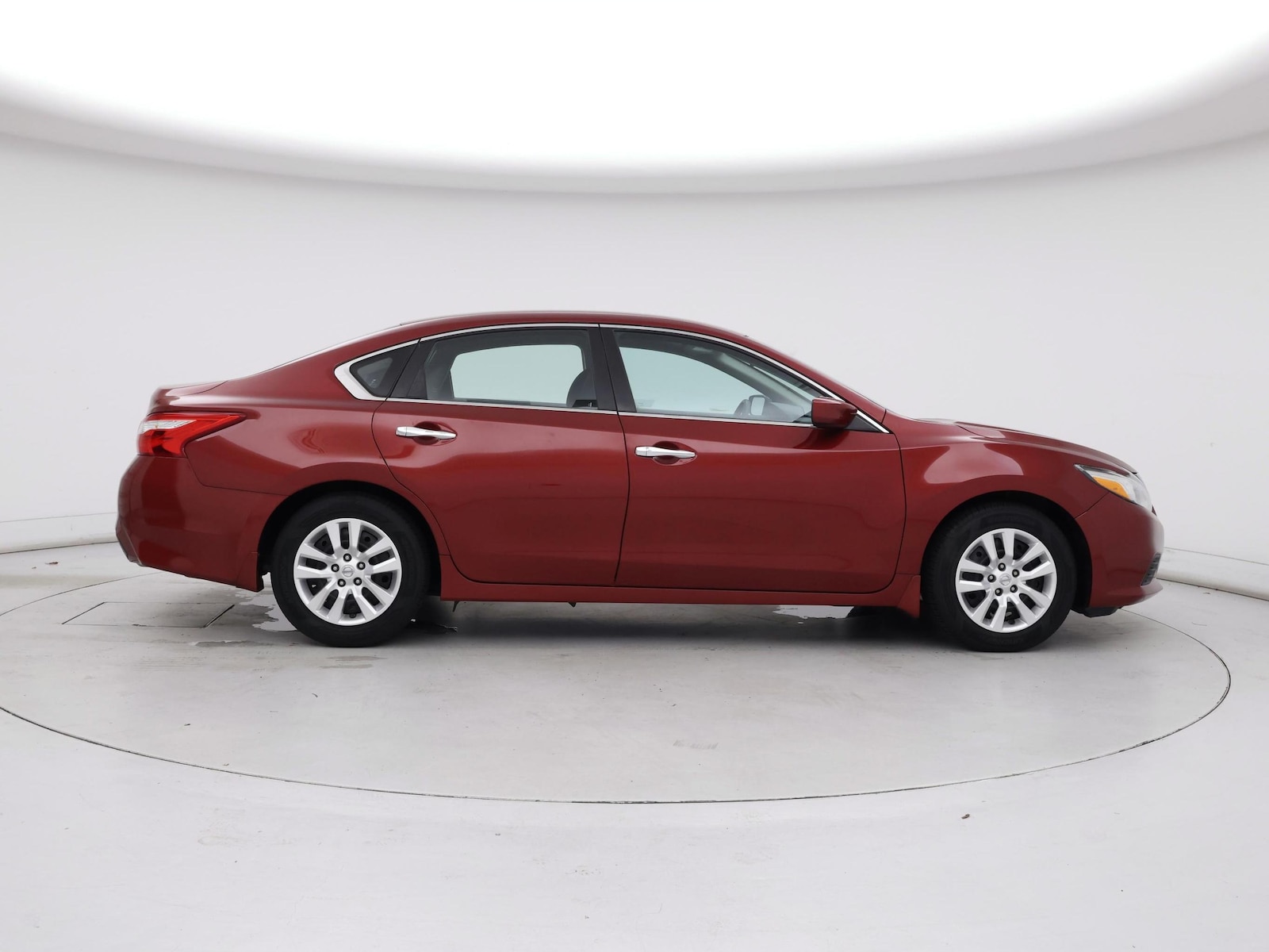 2016 Nissan Altima S - Photo 8