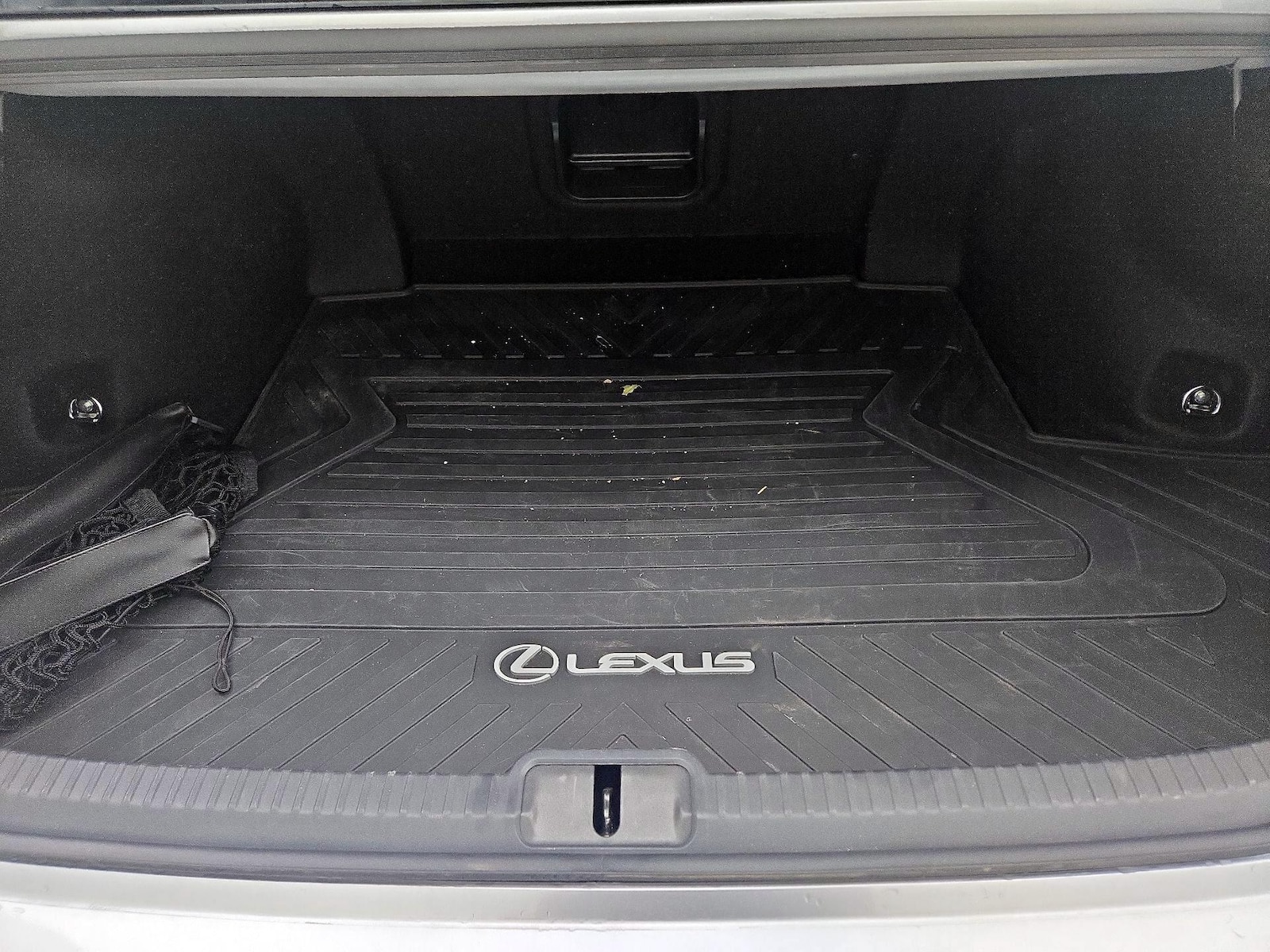 2025 Lexus ES Hybrid 300h Ultra Luxury - Photo 21
