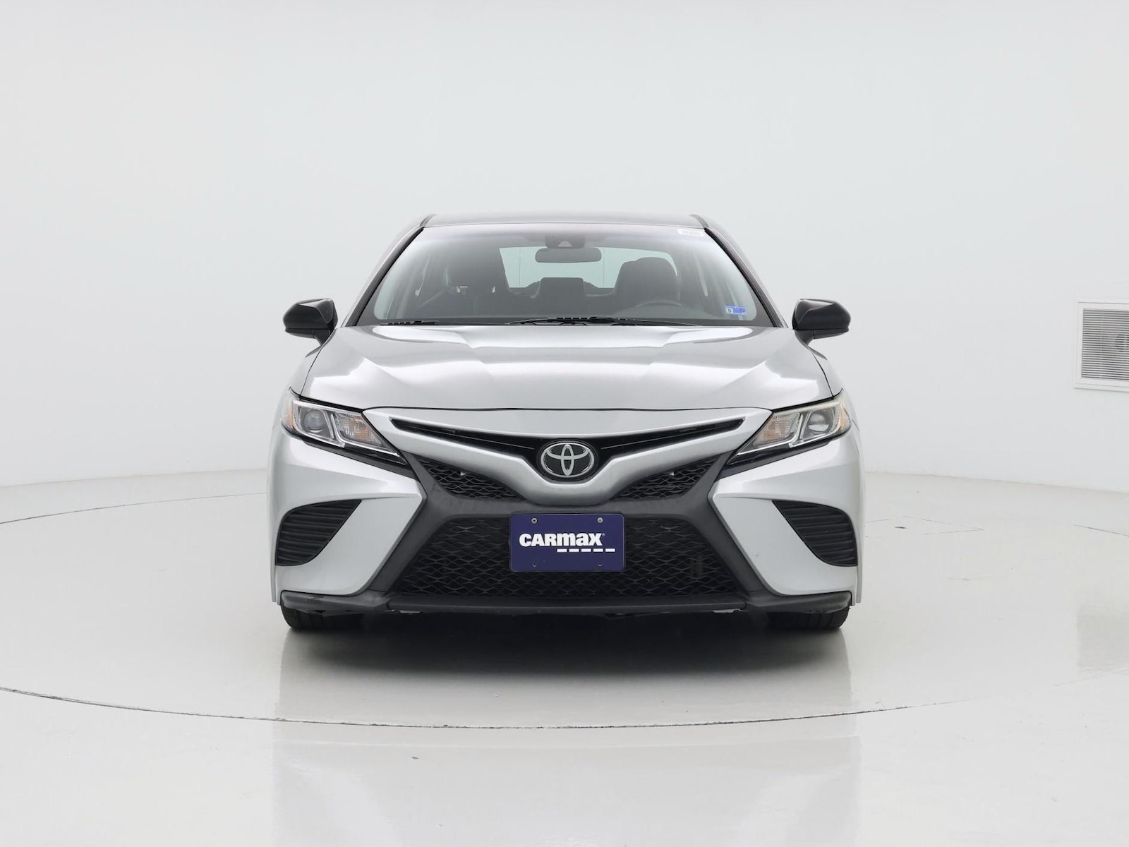 2020 Toyota Camry SE Nightshade - Photo 6