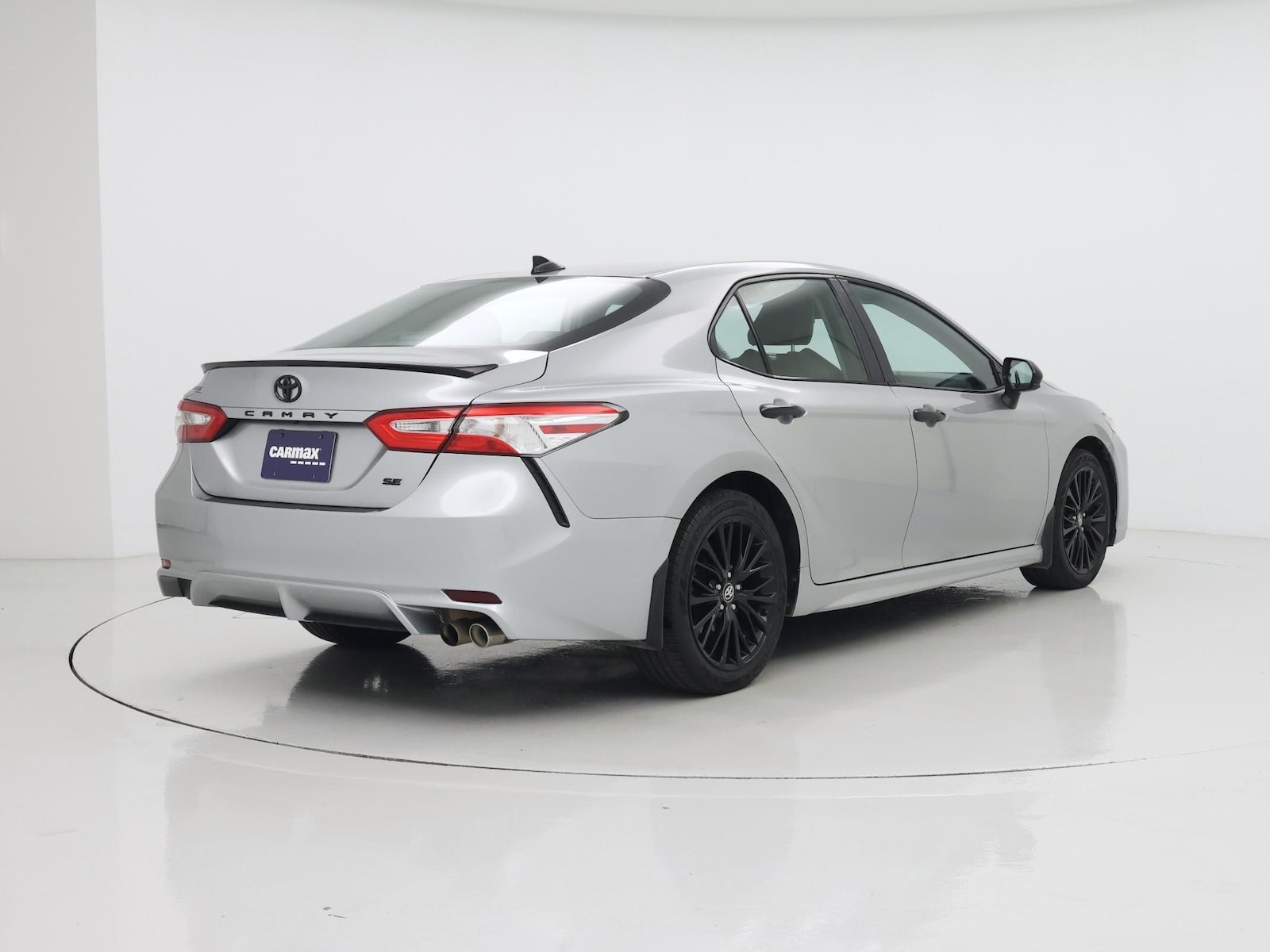 2020 Toyota Camry SE Nightshade - Photo 9