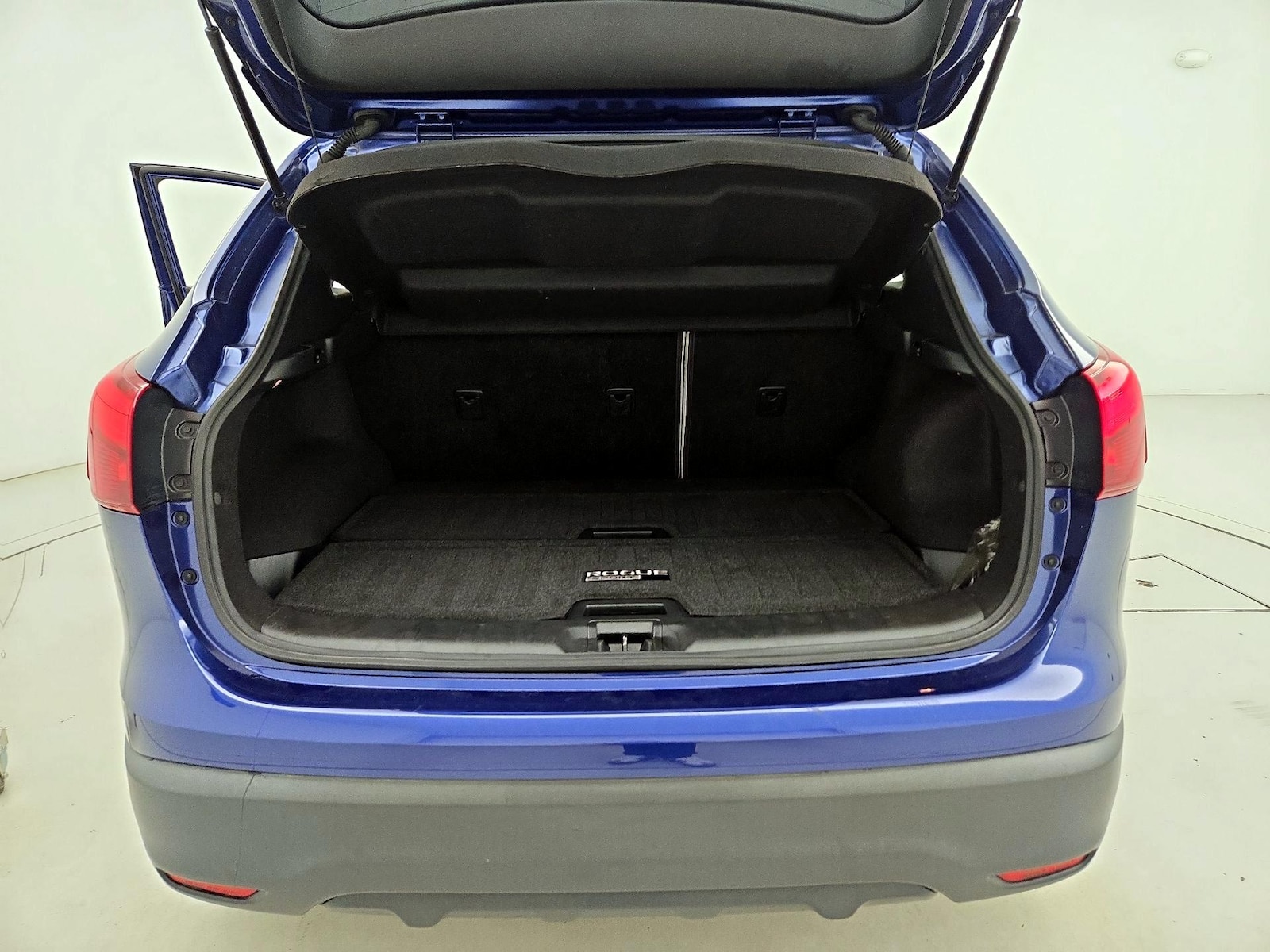 2018 Nissan Rogue Sport SV - Photo 21