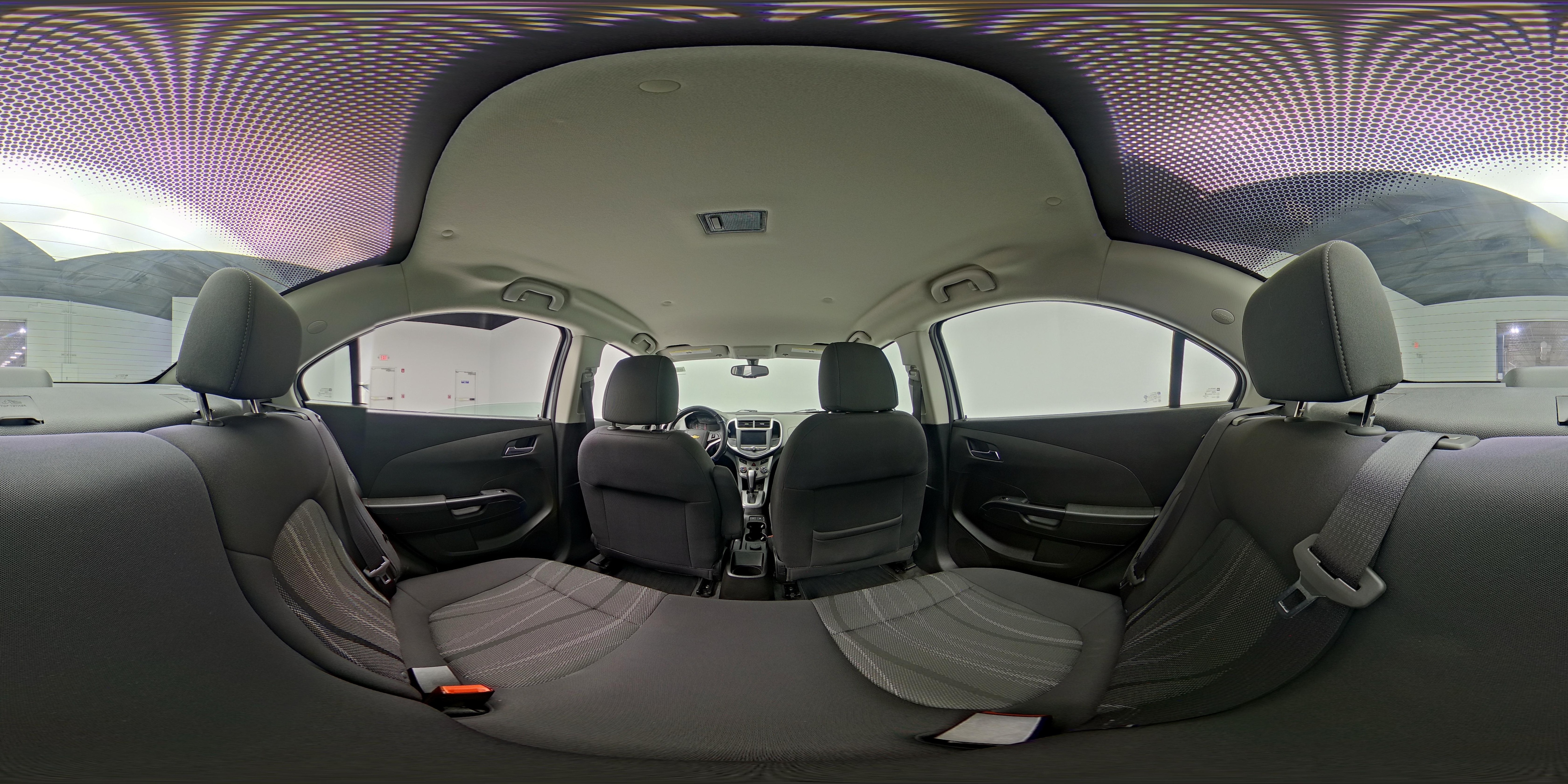 2020 Chevrolet Sonic LT - Photo 25