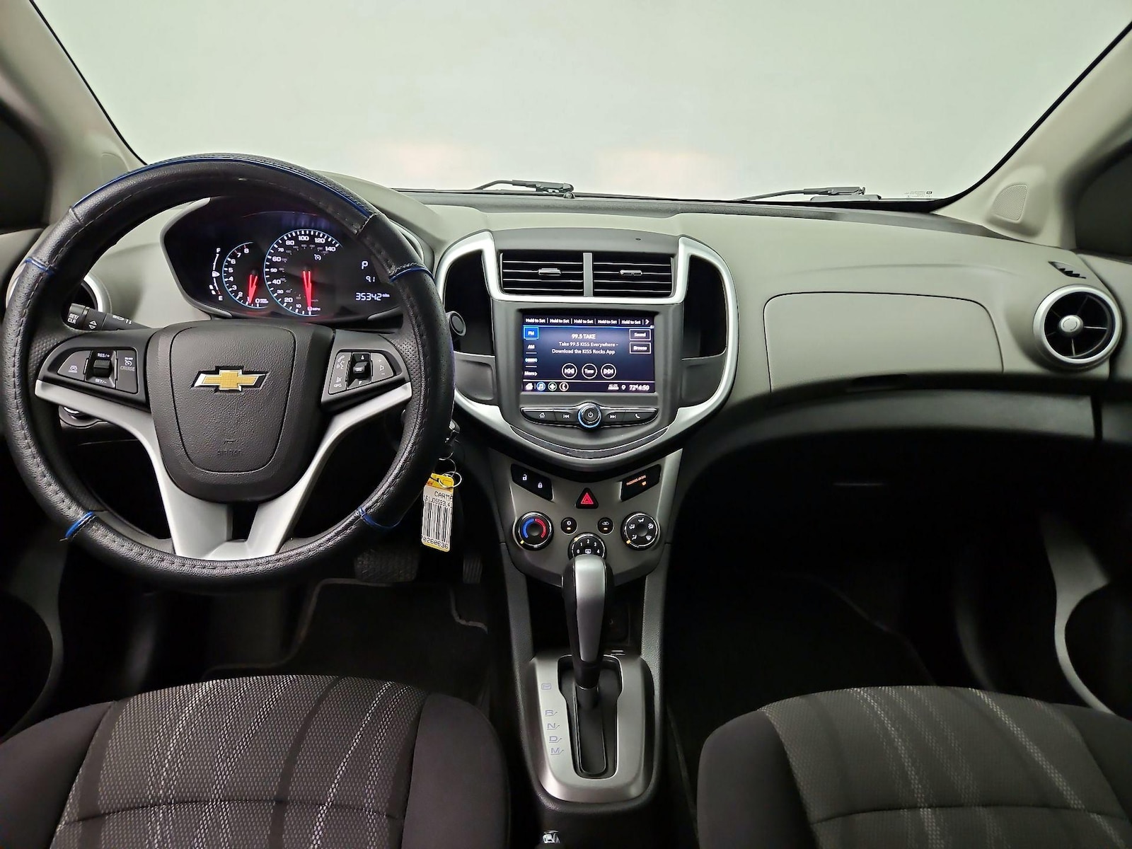2020 Chevrolet Sonic LT - Photo 10