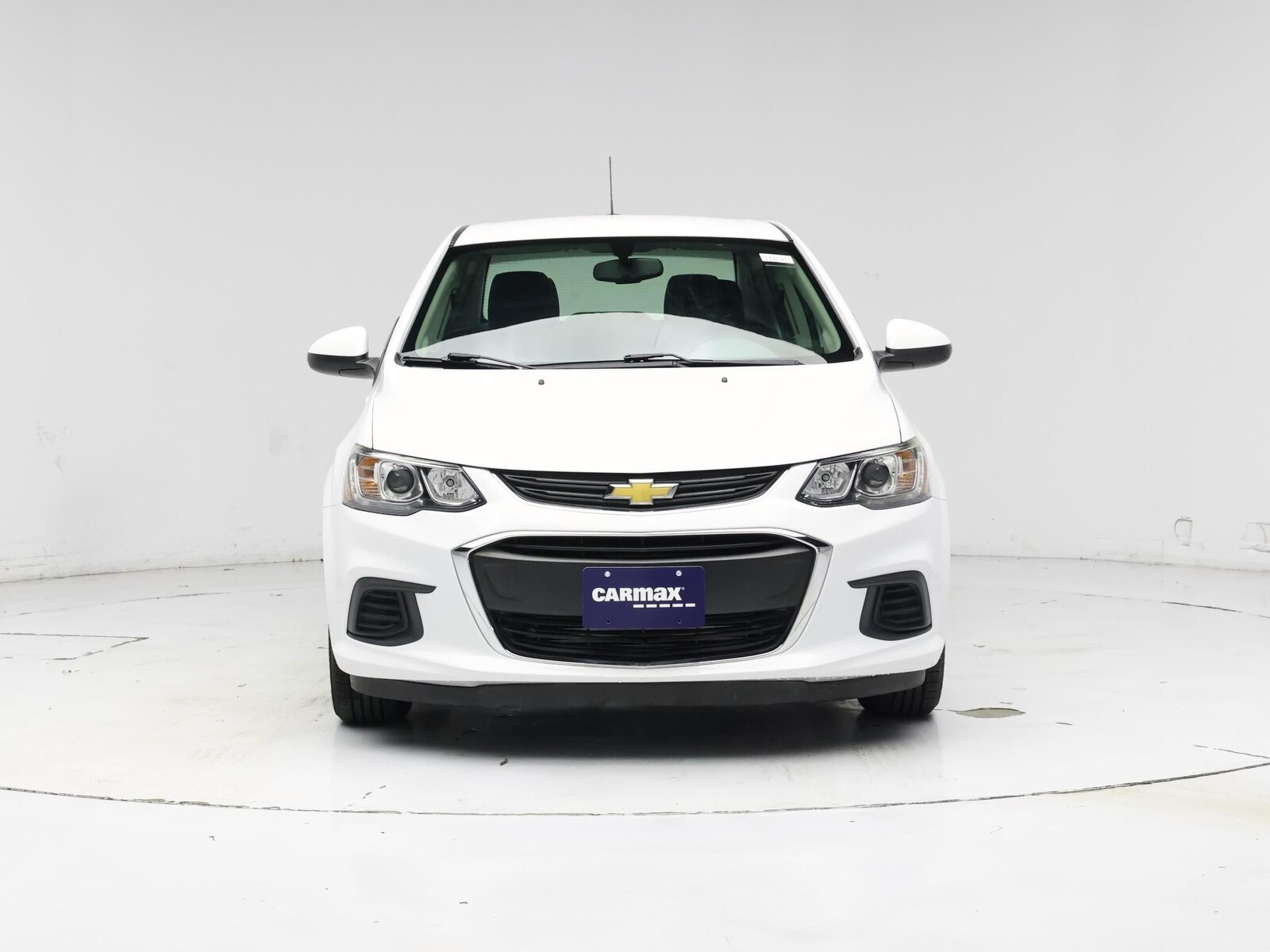 2020 Chevrolet Sonic LT - Photo 6