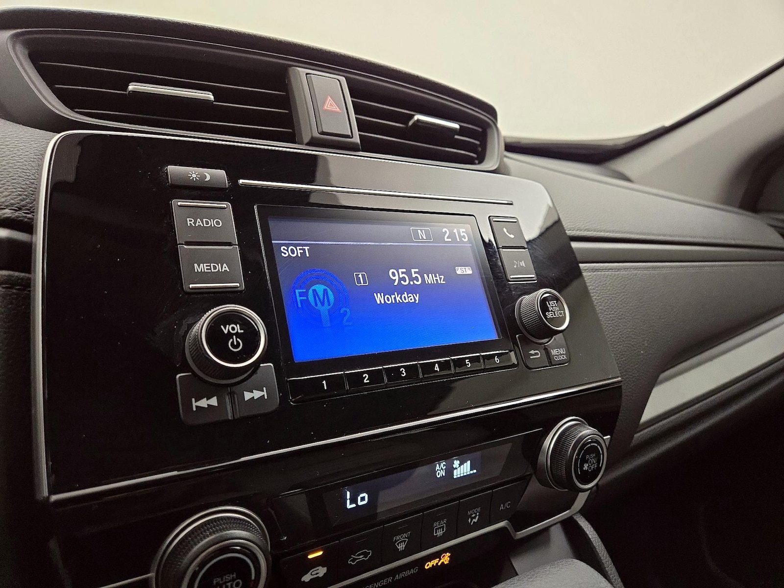 2020 Honda CR-V LX - Photo 16