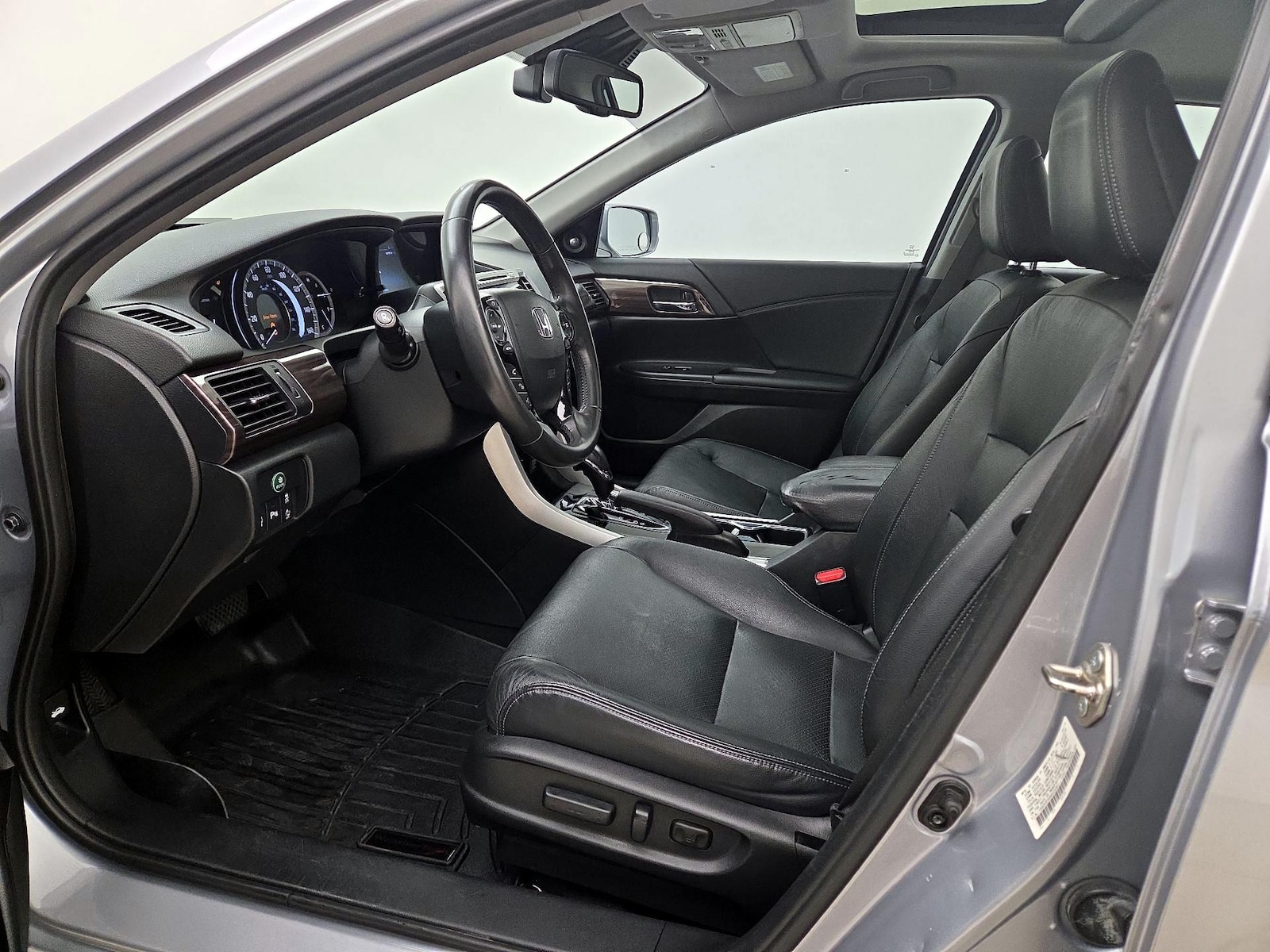 2016 Honda Accord Touring - Photo 12