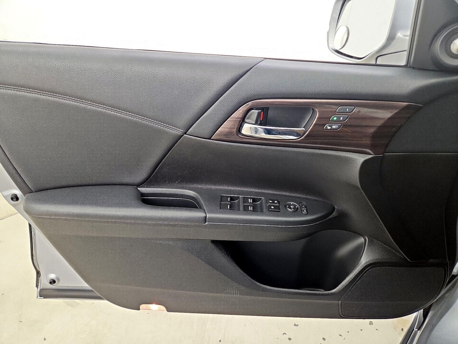 2016 Honda Accord Touring - Photo 13