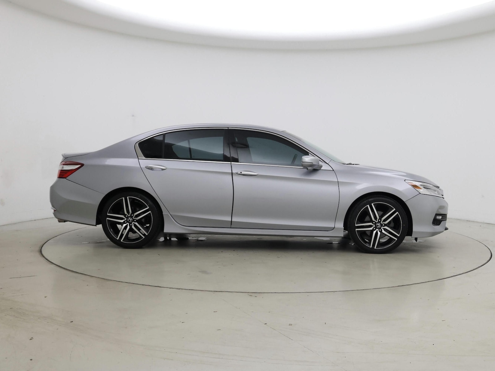 2016 Honda Accord Touring - Photo 8