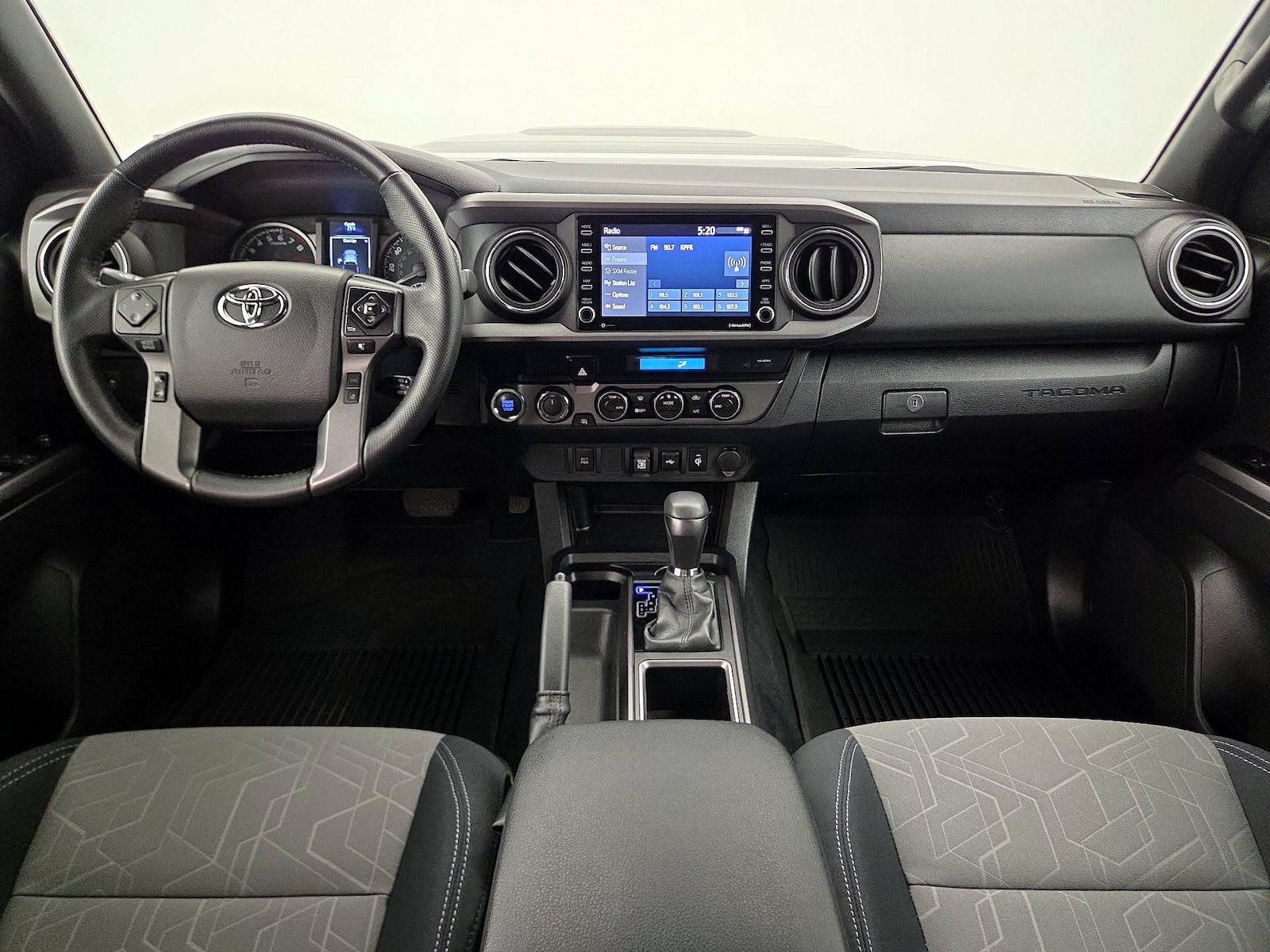 Apple CarPlay® & Android Auto™