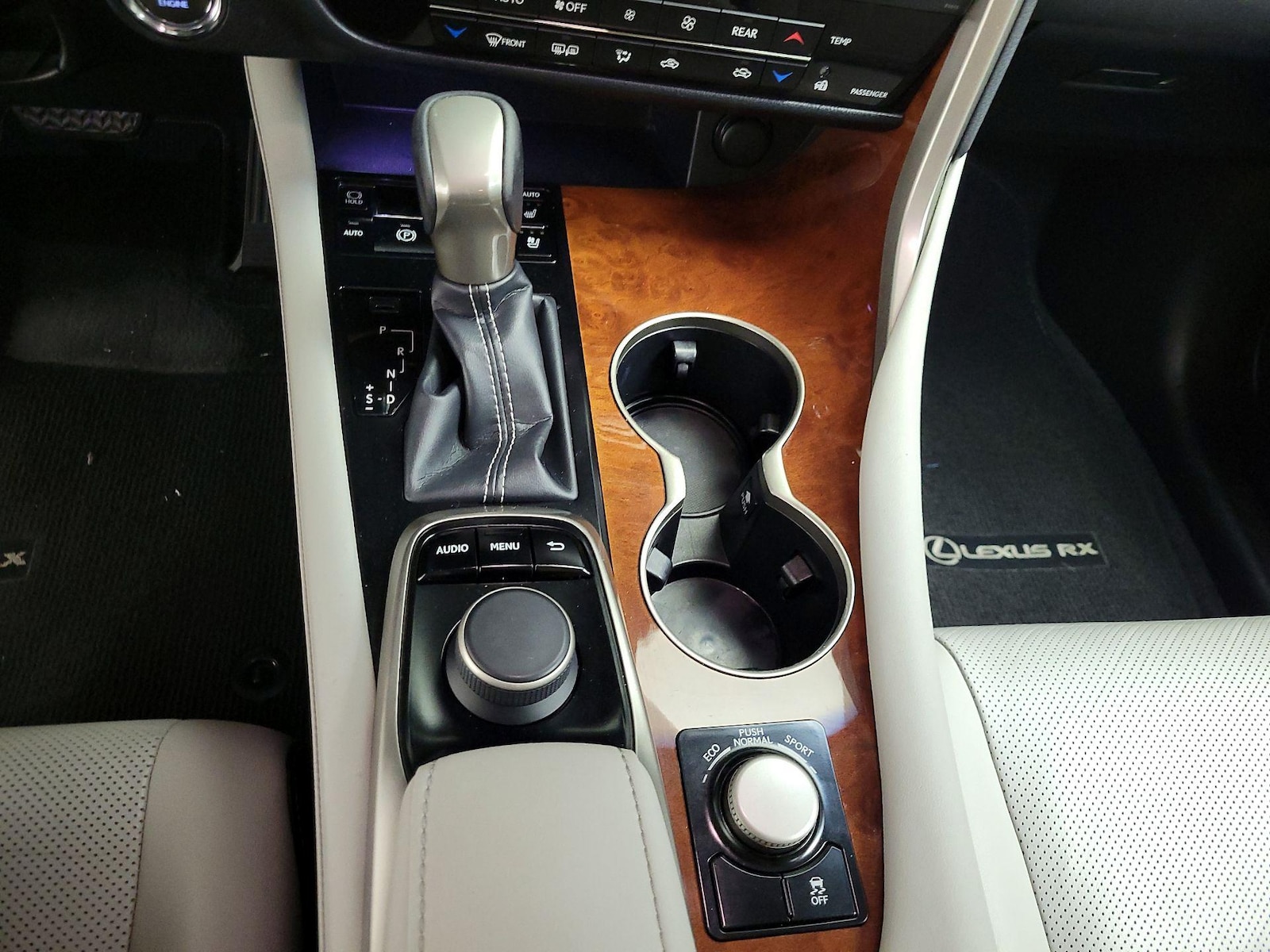 2019 Lexus RX 350 - Photo 19