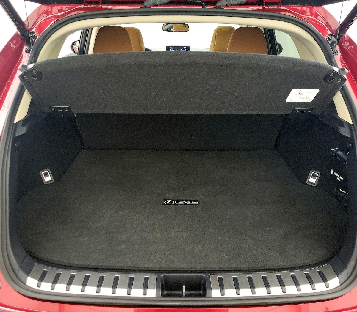 Trunk/Cargo (Seats Up)