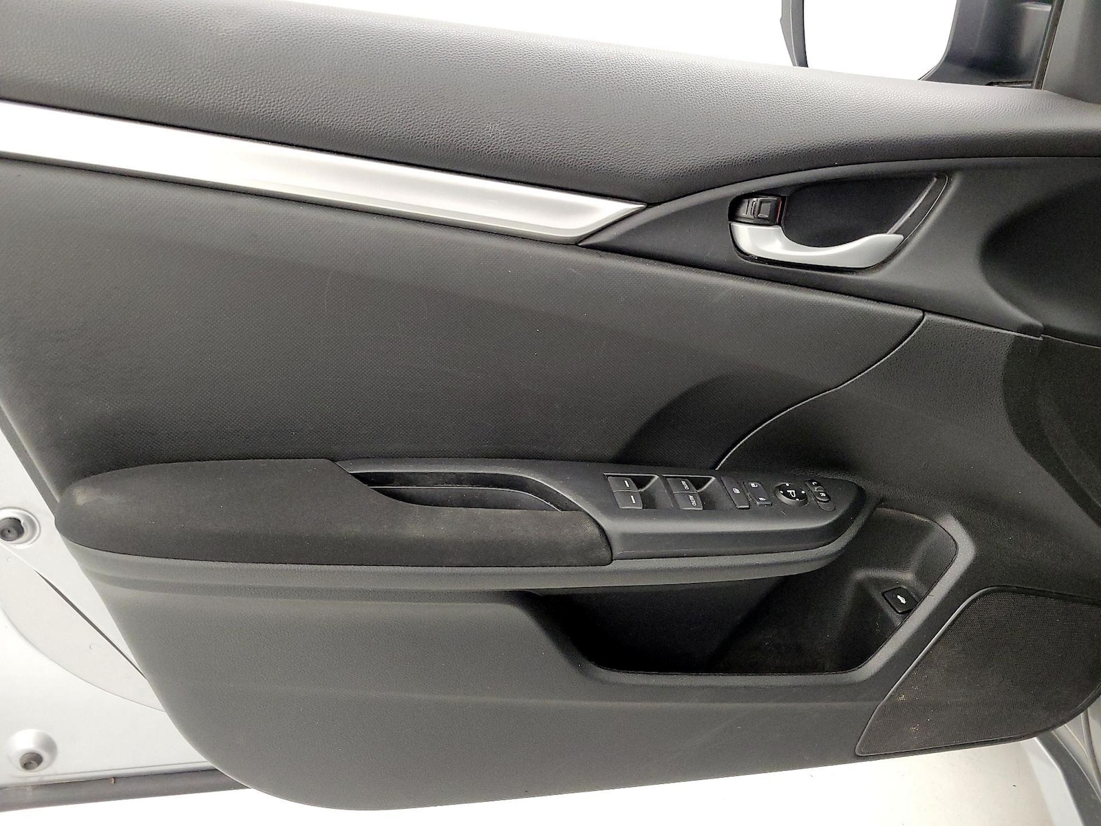 2019 Honda Civic LX - Photo 13