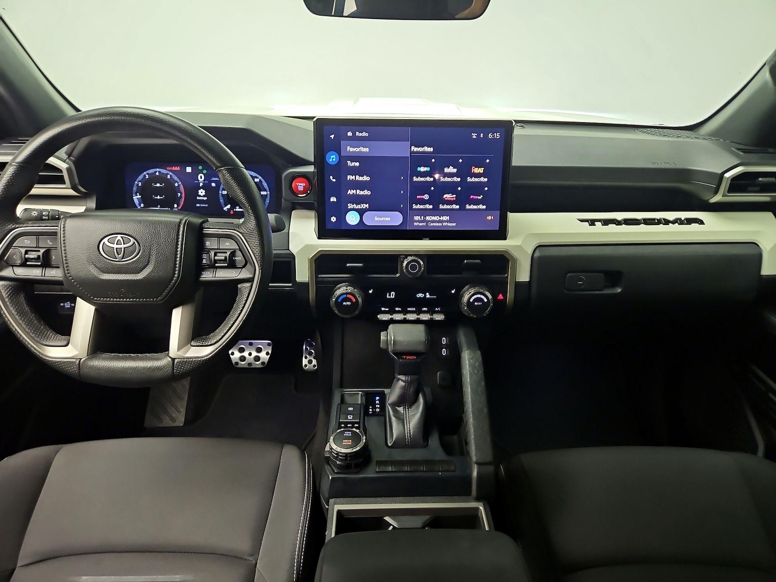 Apple CarPlay® & Android Auto™