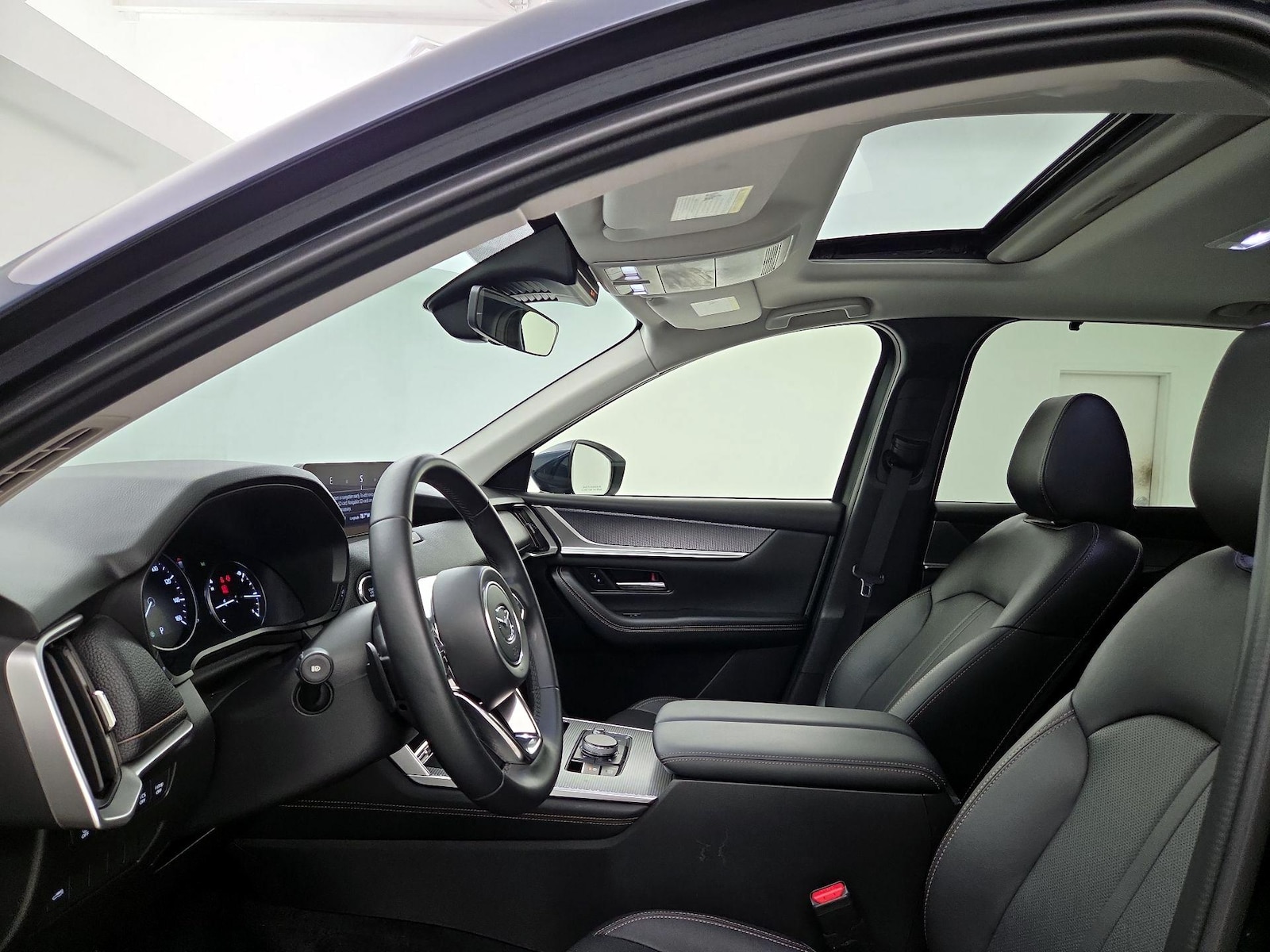Sunroof(s) & Overhead Airbags