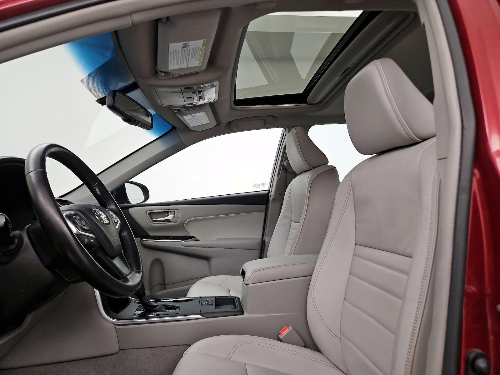 Sunroof(s) & Overhead Airbags