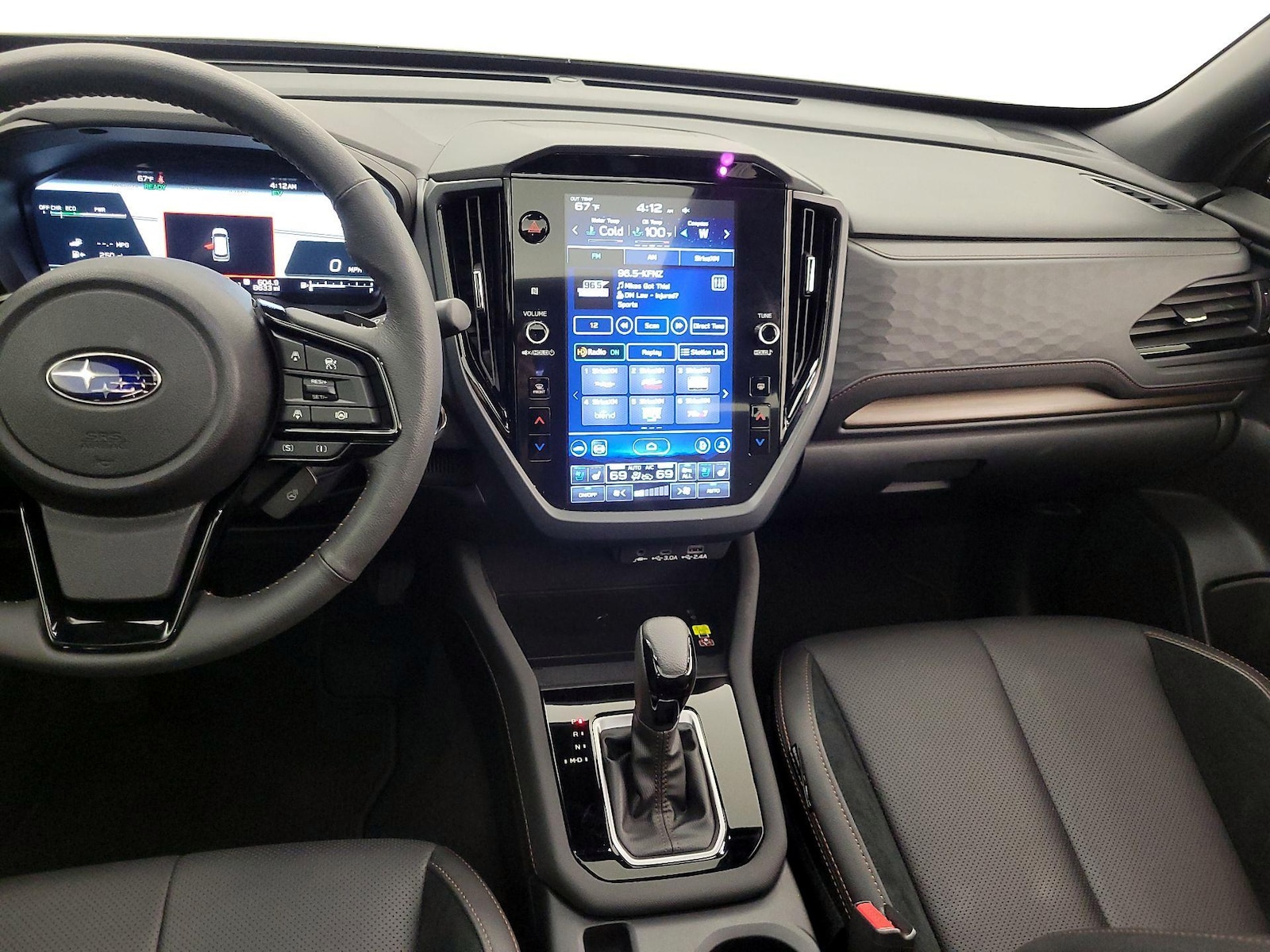 Apple CarPlay® & Android Auto™