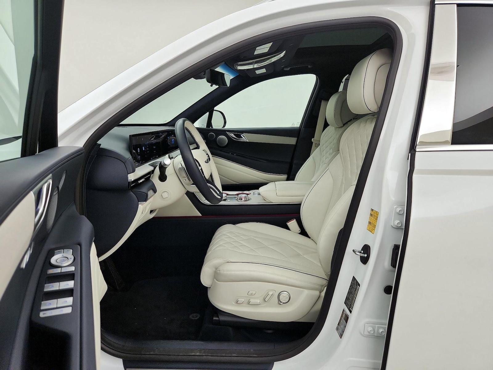 2025 GENESIS GV80 Prestige - Photo 12