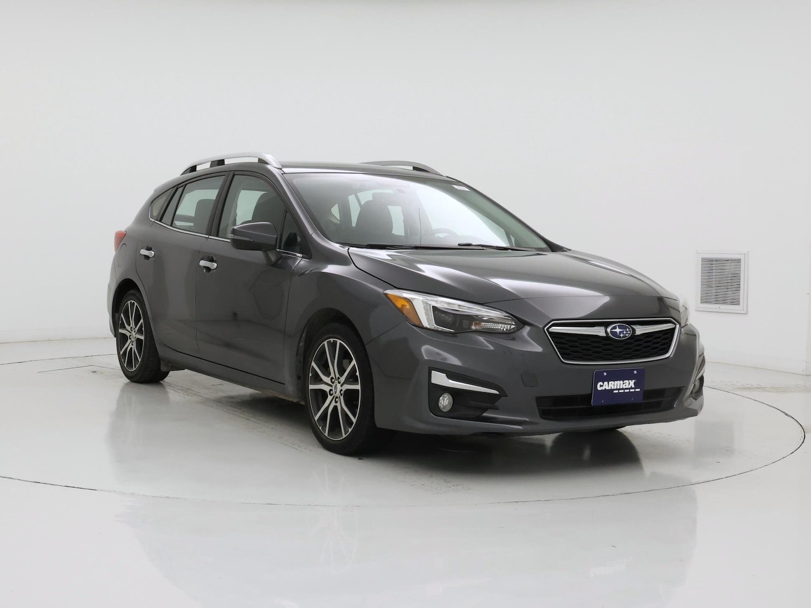 2019 Subaru Impreza Limited - Photo 2
