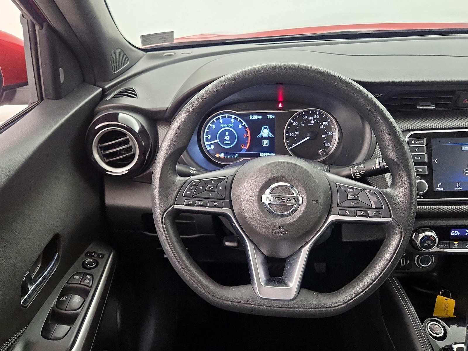 2020 Nissan Kicks SV - Photo 11