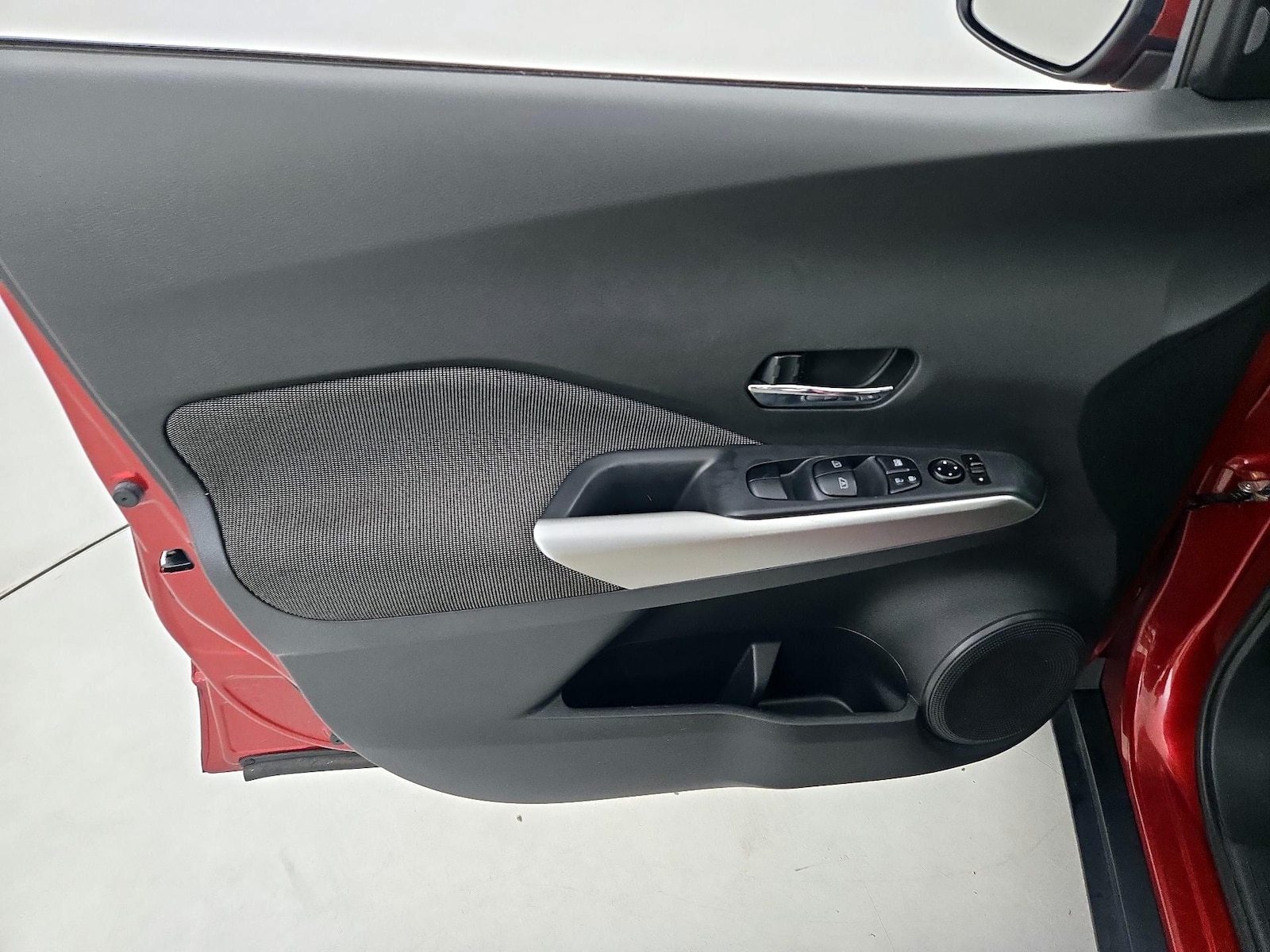 2020 Nissan Kicks SV - Photo 13