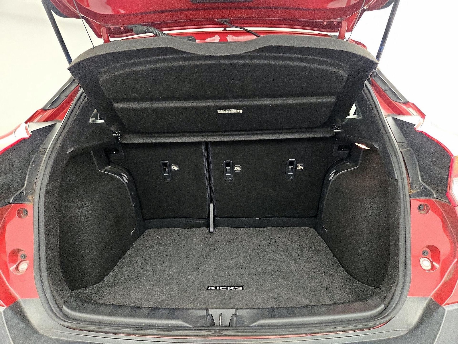 2020 Nissan Kicks SV - Photo 21