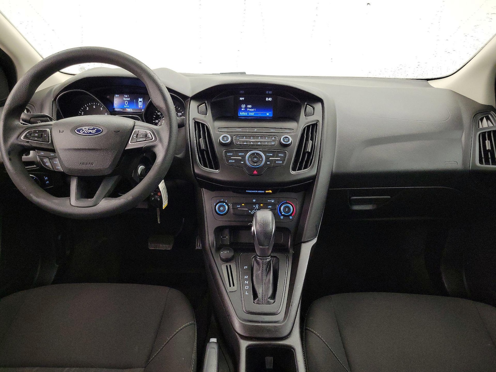 2018 Ford Focus SE - Photo 10