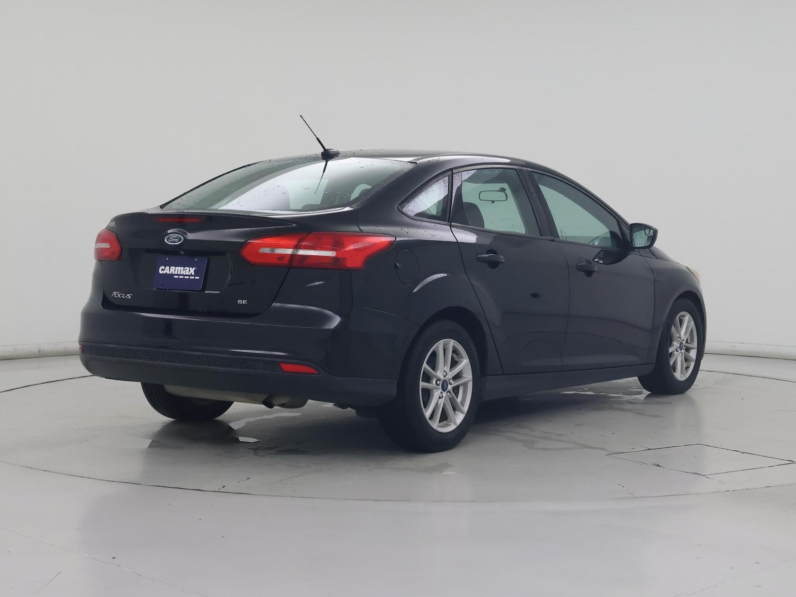 2018 Ford Focus SE - Photo 9