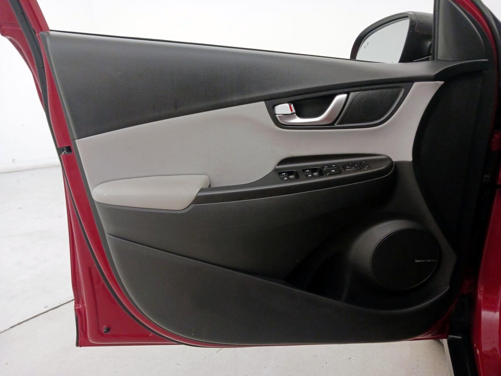 2022 Hyundai Kona Limited - Photo 13