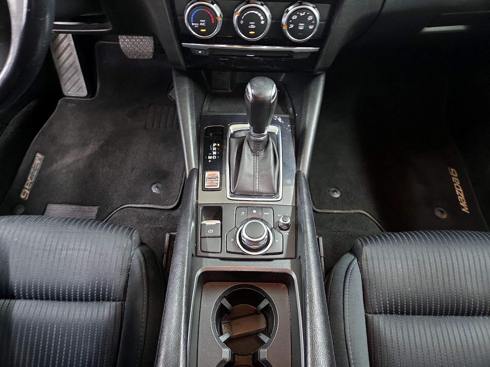 2016 Mazda MAZDA6 i Sport - Photo 19