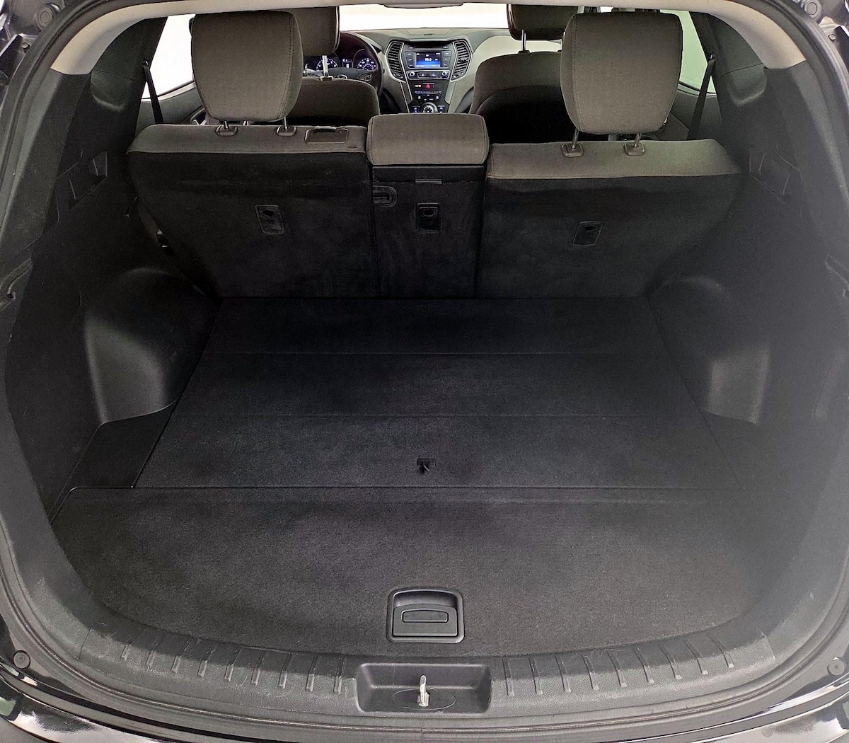Trunk/Cargo (Seats Up)