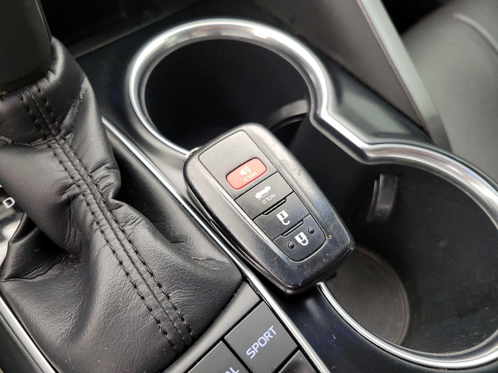 2018 Toyota Camry XLE - Photo 22