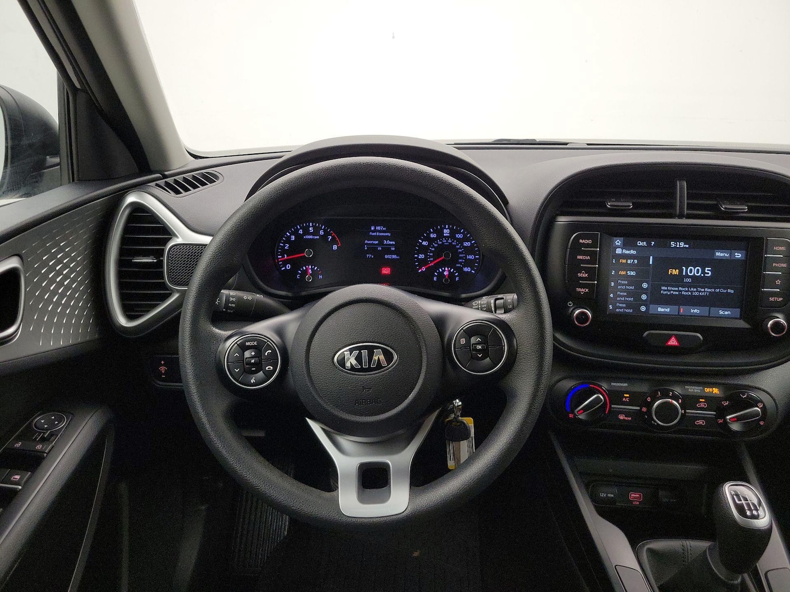 2021 Kia Soul LX - Photo 11