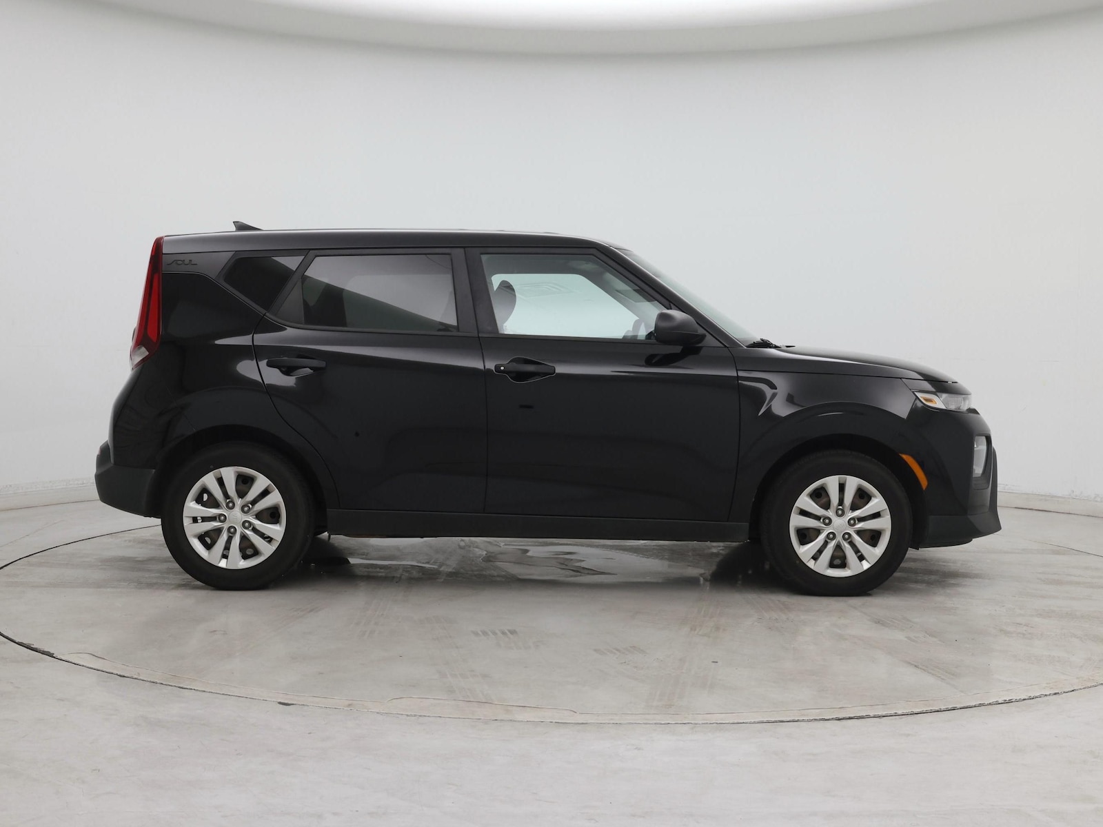 2021 Kia Soul LX - Photo 8