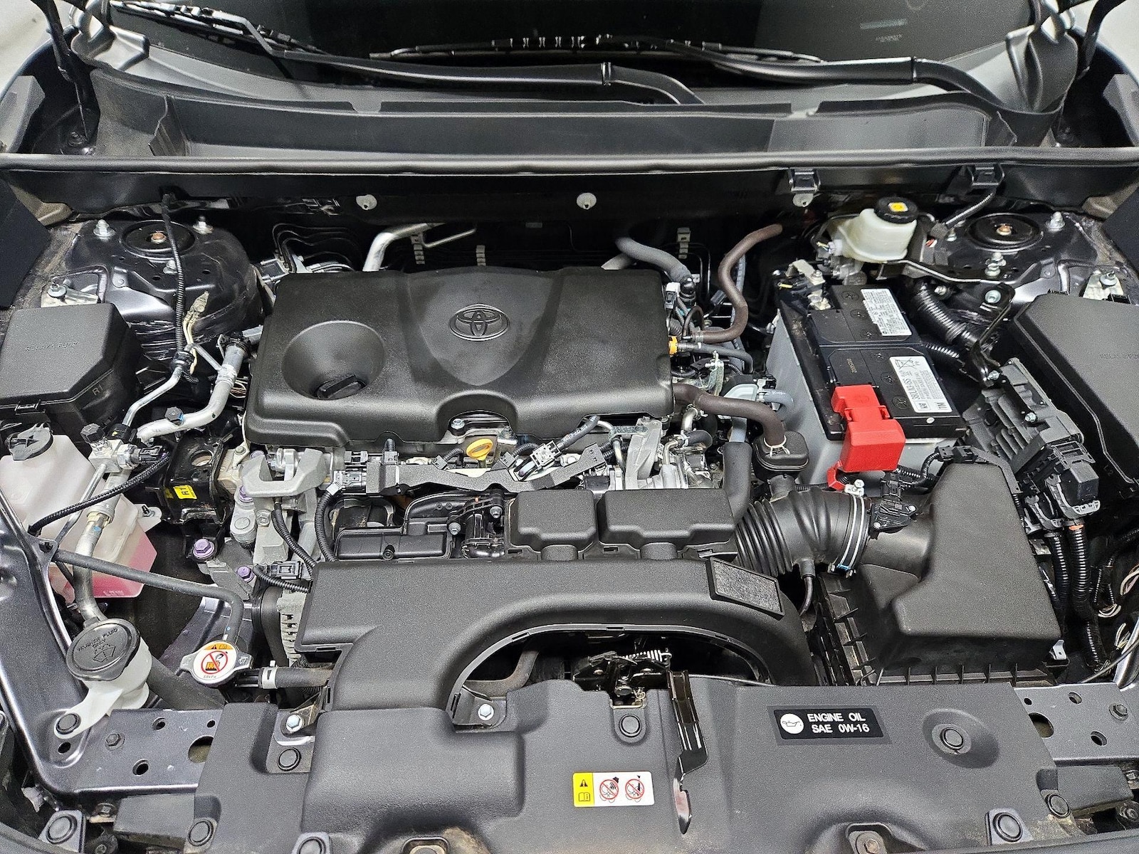 2020 Toyota RAV4 XLE - Photo 22