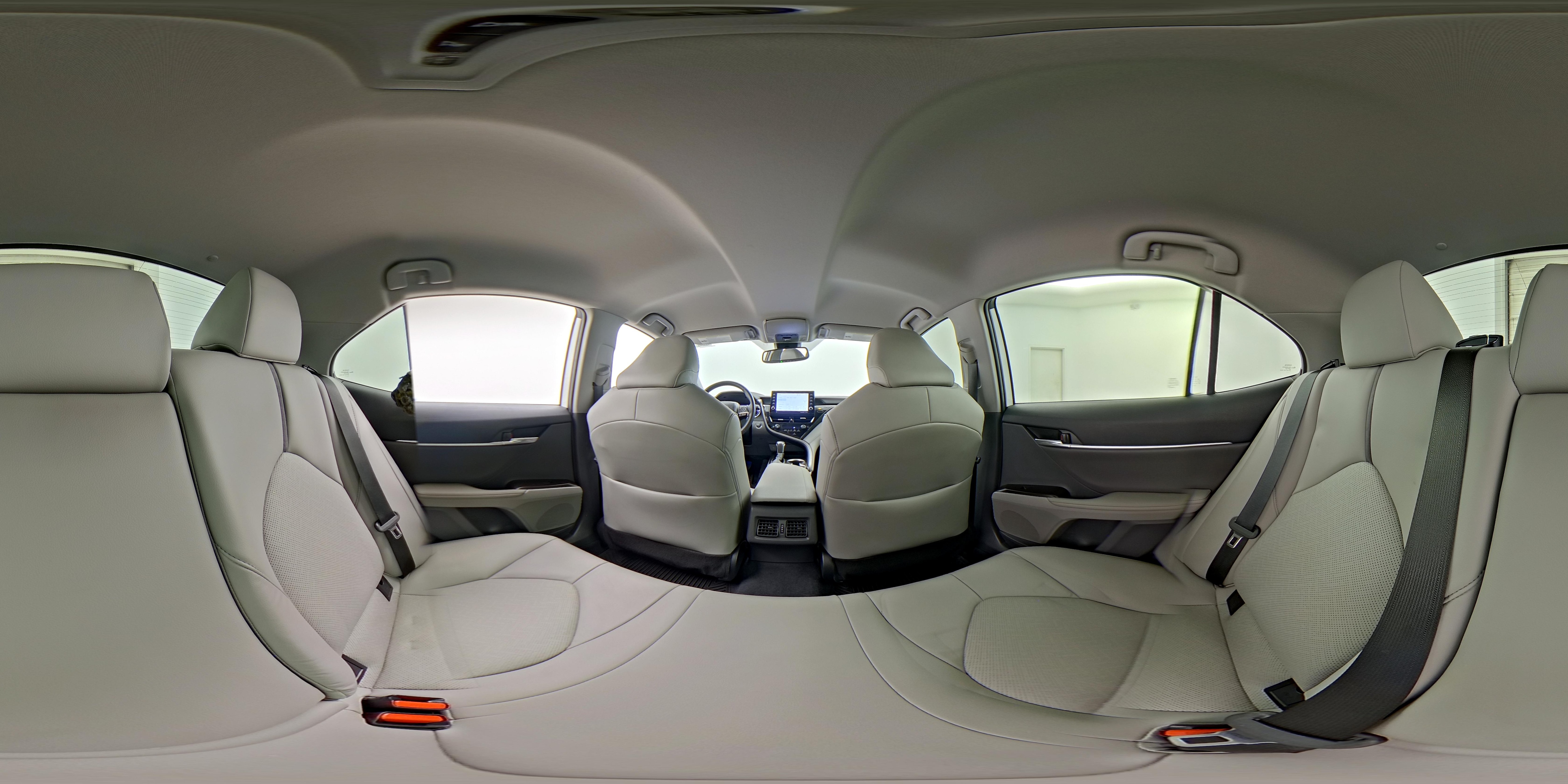 2024 Toyota Camry XLE - Photo 25