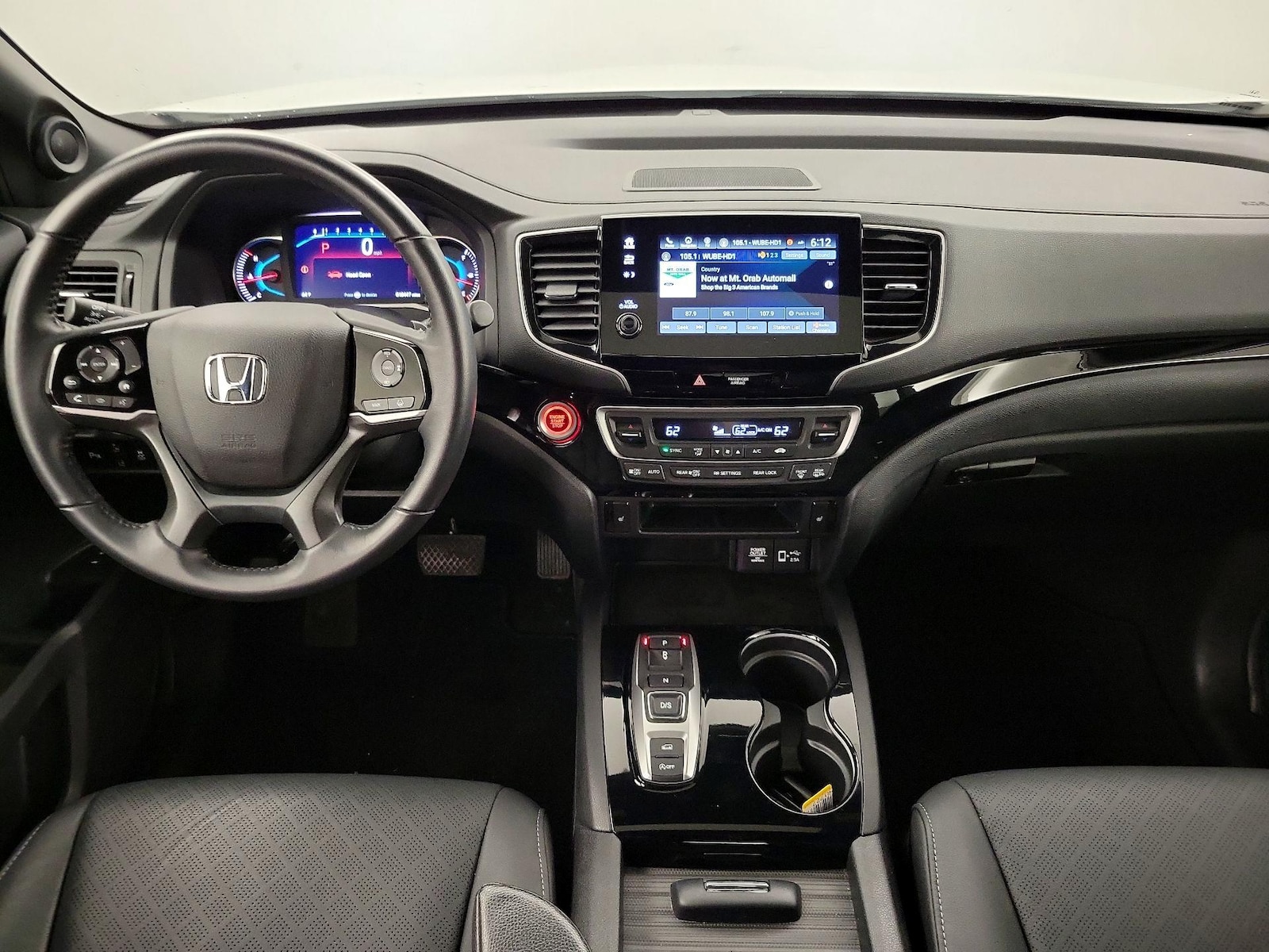 Apple CarPlay® & Android Auto™