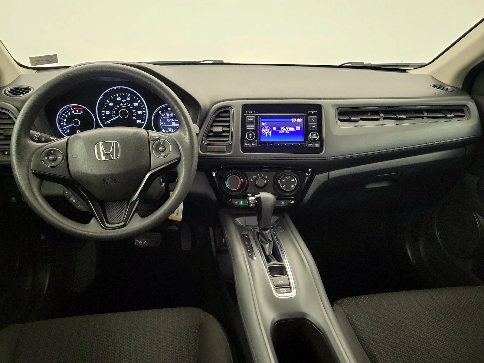 2018 Honda HR-V LX - Photo 10